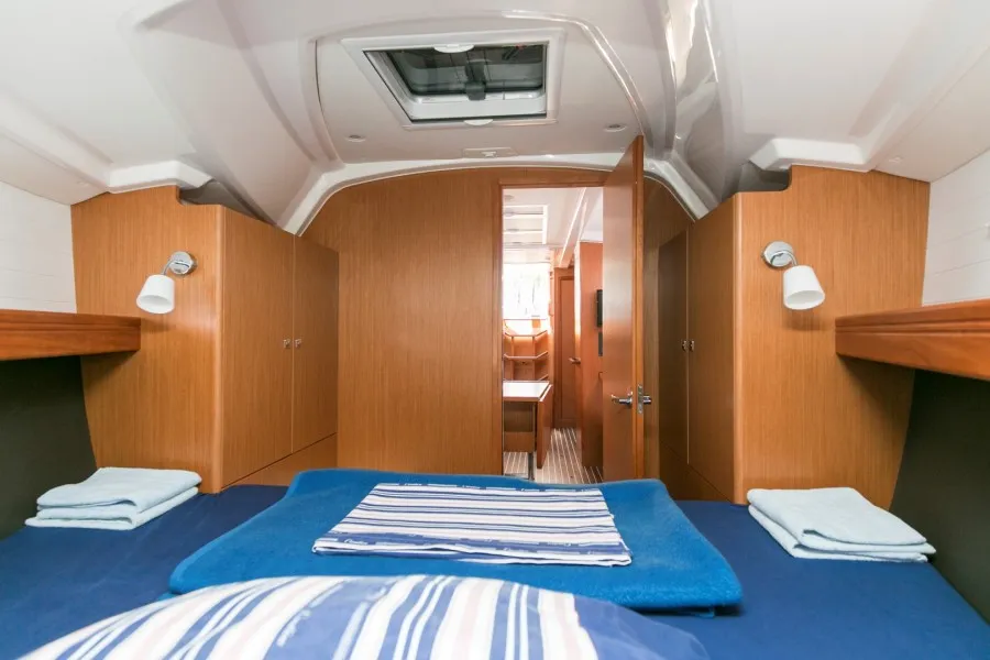 Bavaria Cruiser 37 ALANI — фотография яхты 8