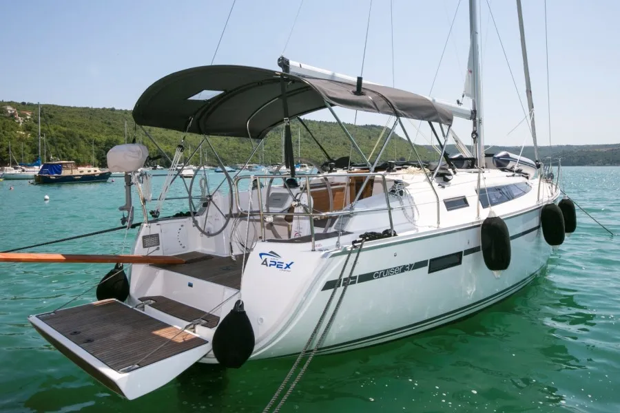 Bavaria Cruiser 37 ALANI — фотография яхты 10