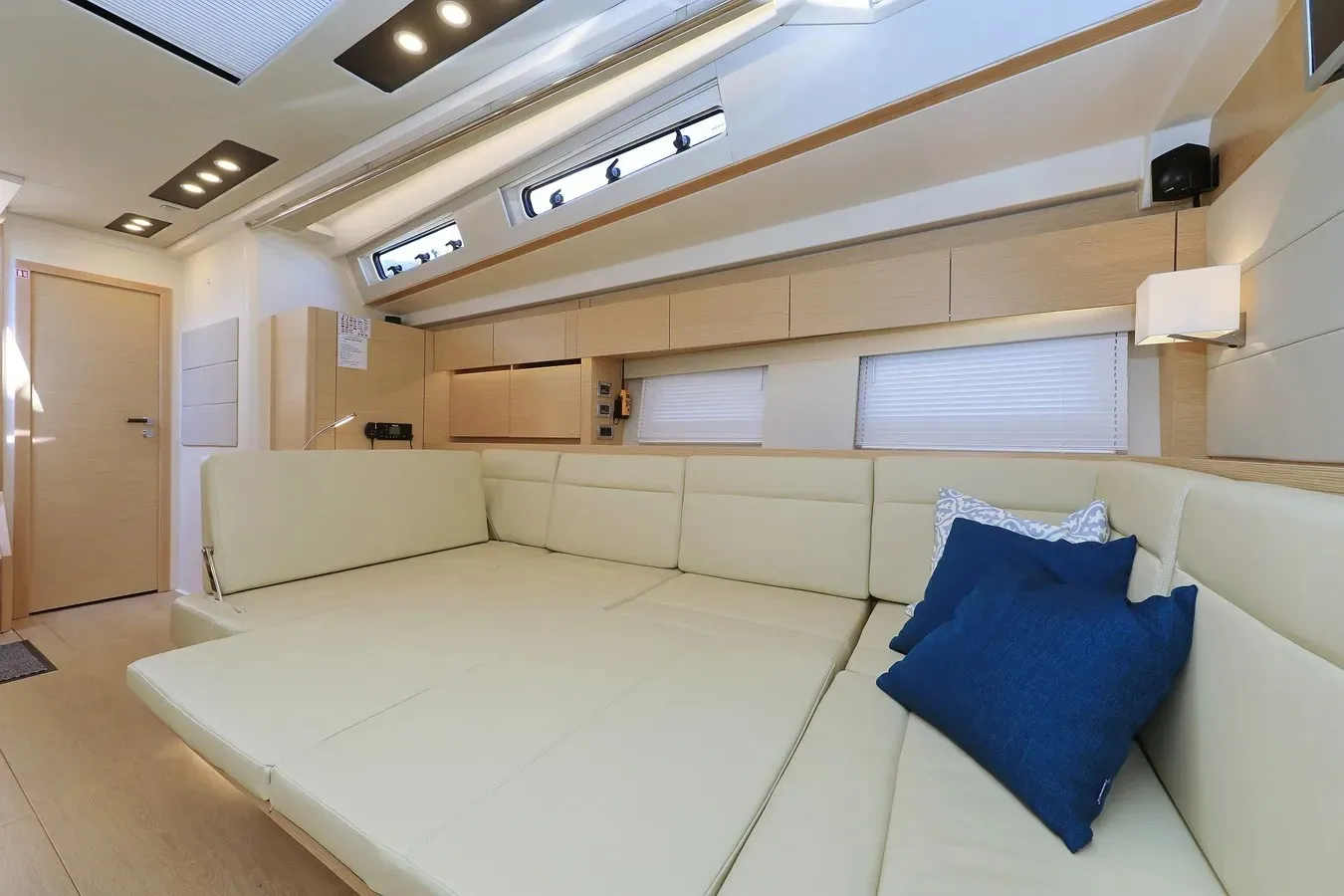 Hanse 588 Nausicaa II — yacht photo 35