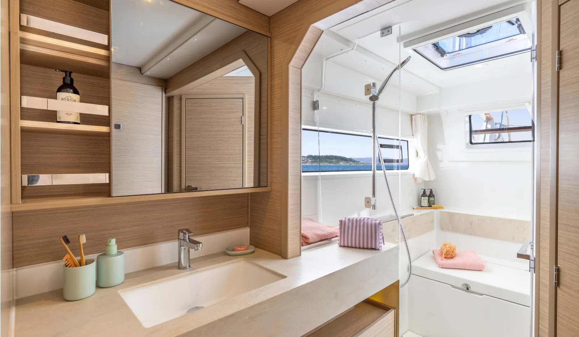 Lagoon 43 MERIANA — foto dello yacht n. 9