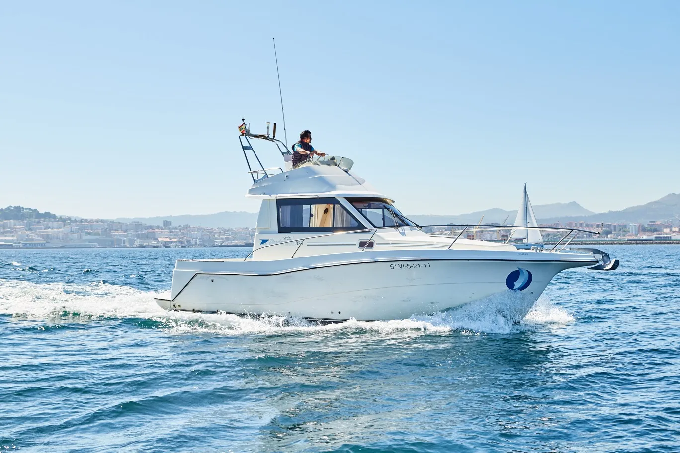 Rodman 870 Fly Txanpa Hiru — fotografia do iate 2
