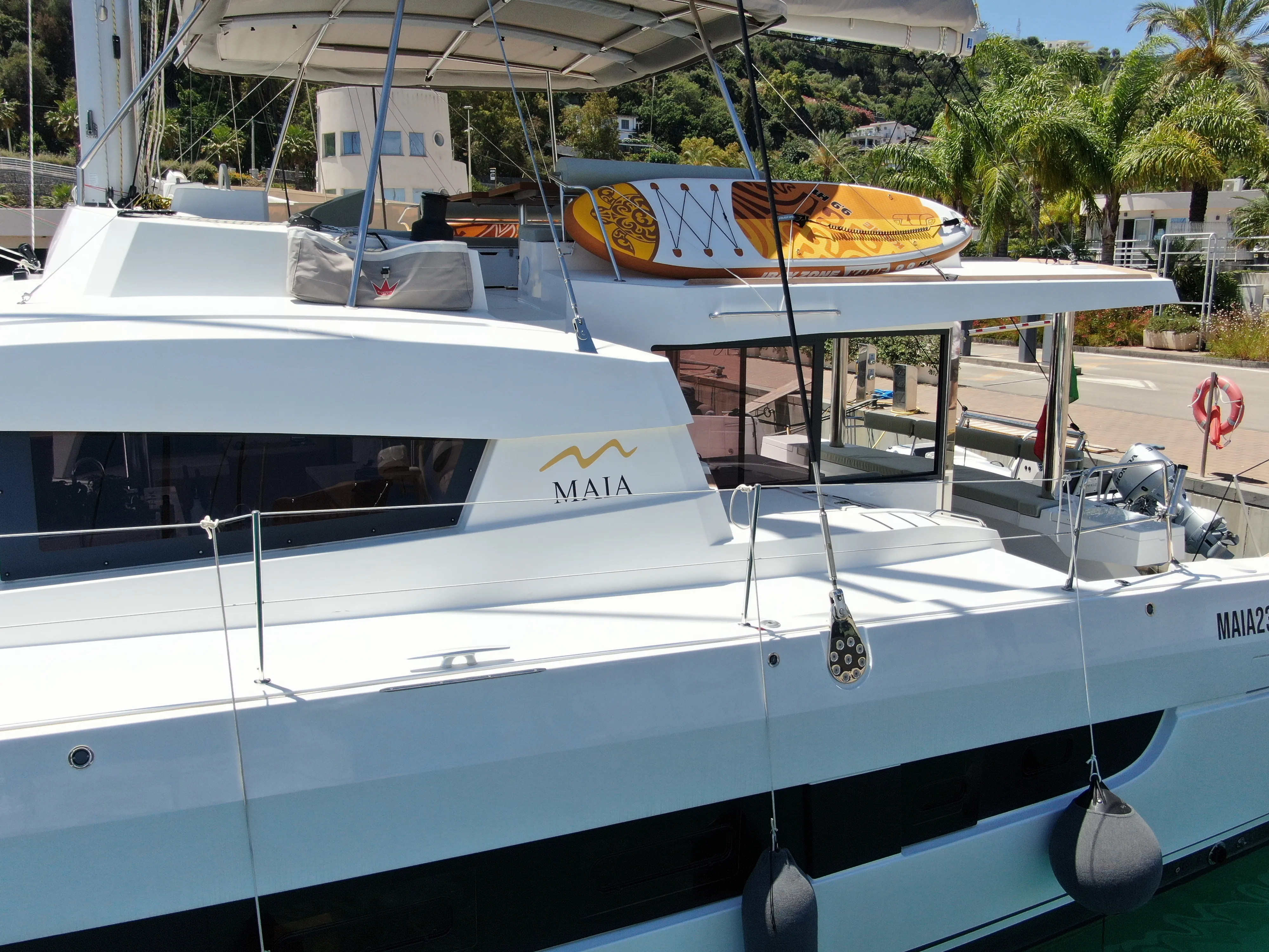 Bali 5.4 Maia — yacht photo 2