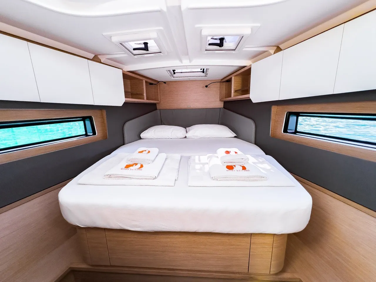 Dufour 41 LOS ANGELES — фотография яхты 3