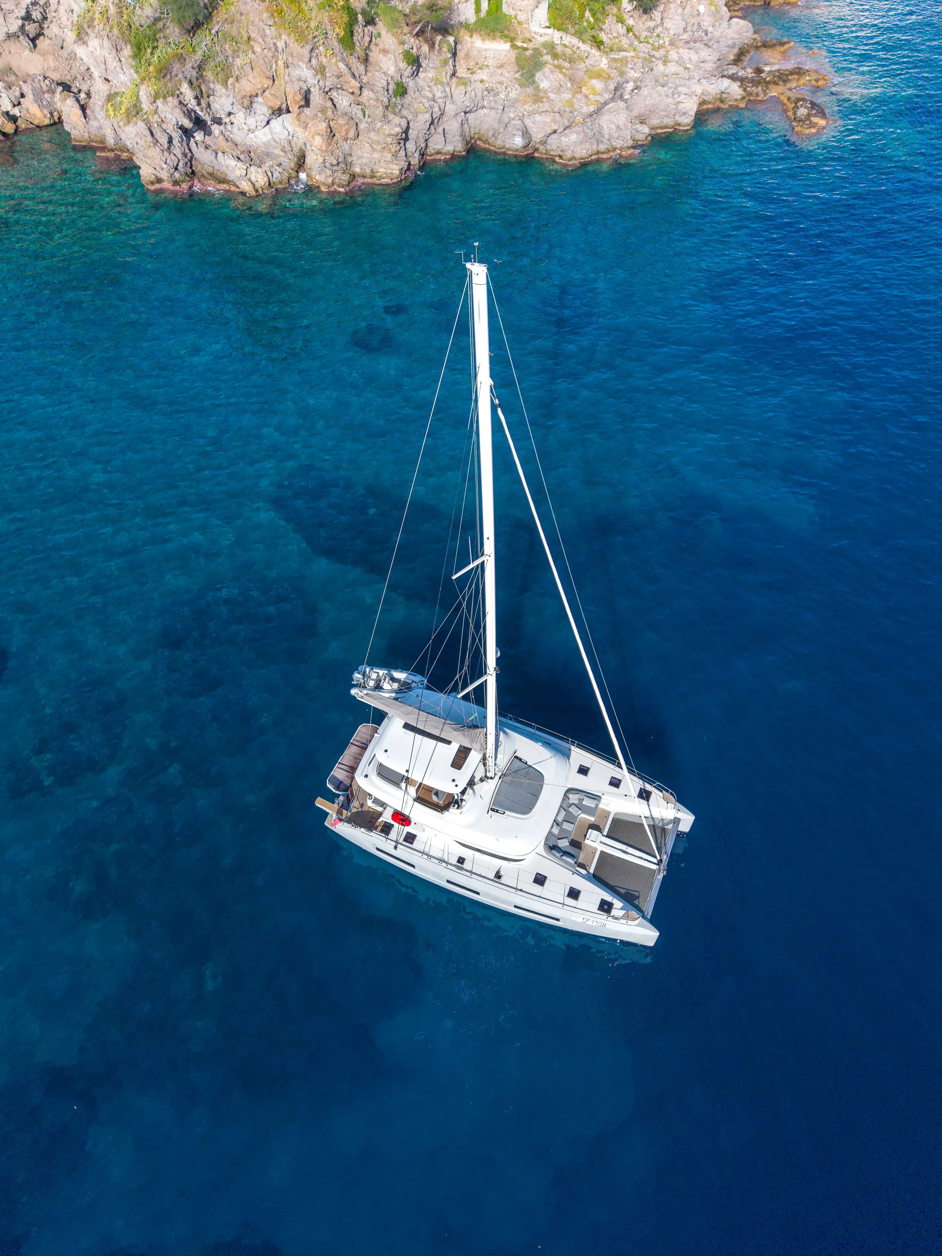 Lagoon 55 EL-BLUE — фотография яхты 7