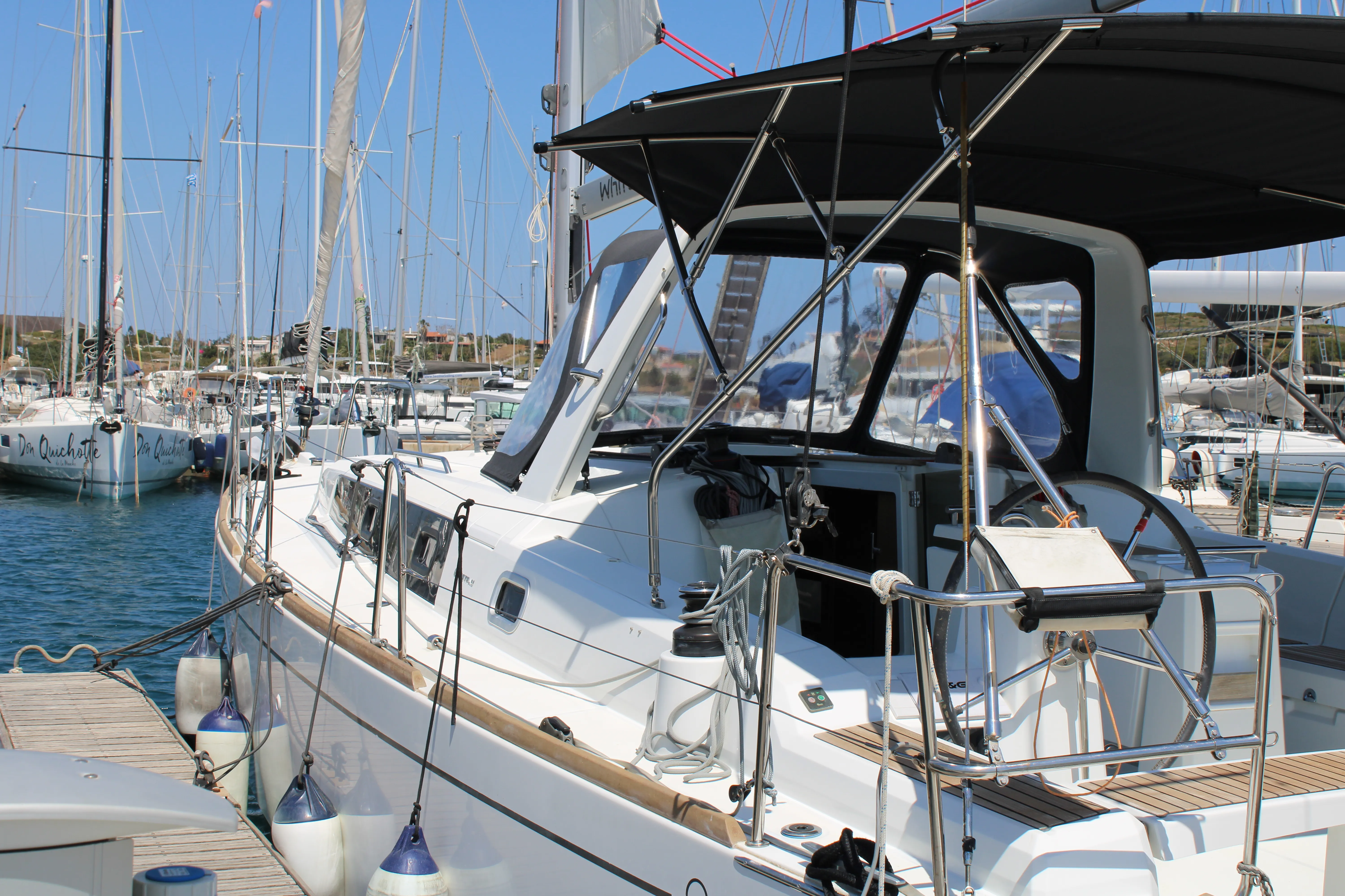 Oceanis 38.1 Zeus — foto dello yacht n. 2