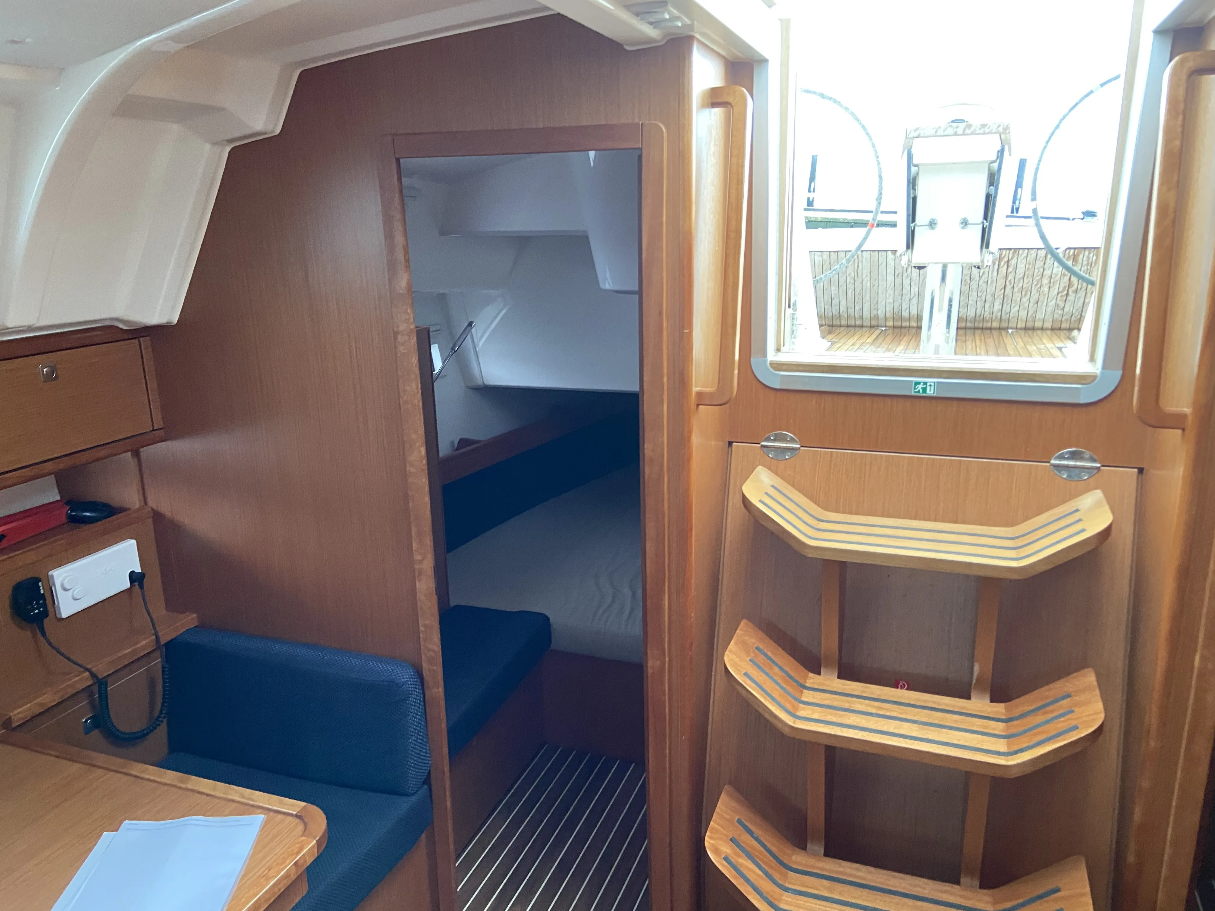 Bavaria Cruiser 41 ZEPHYR — fotografia jachty 11