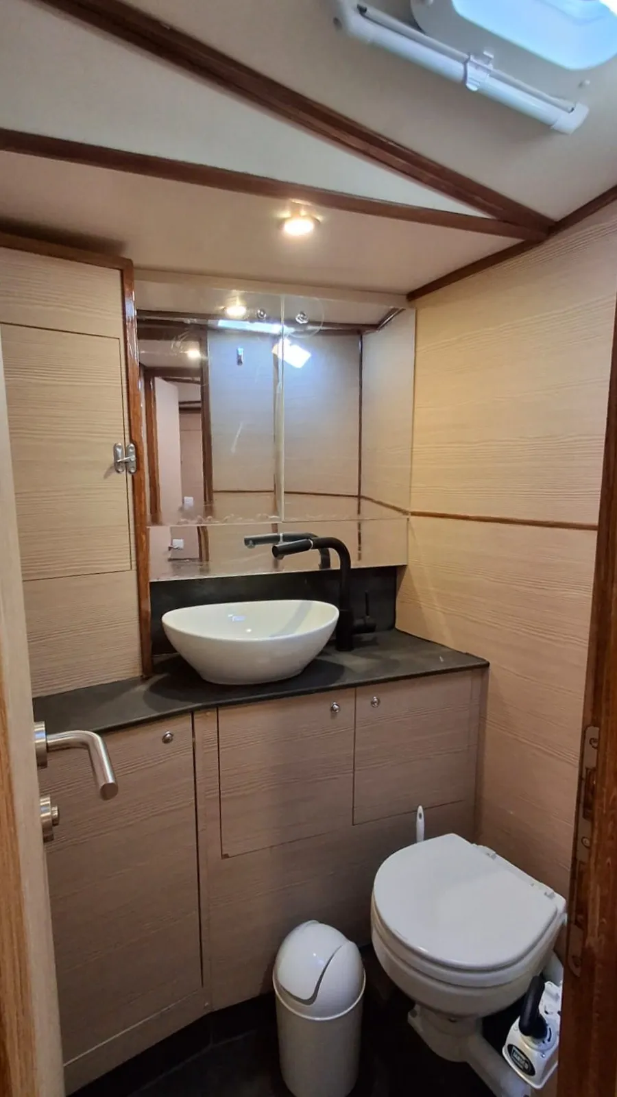 D&D Kufner 54 Exclusive MY WAVE — yacht photo 6