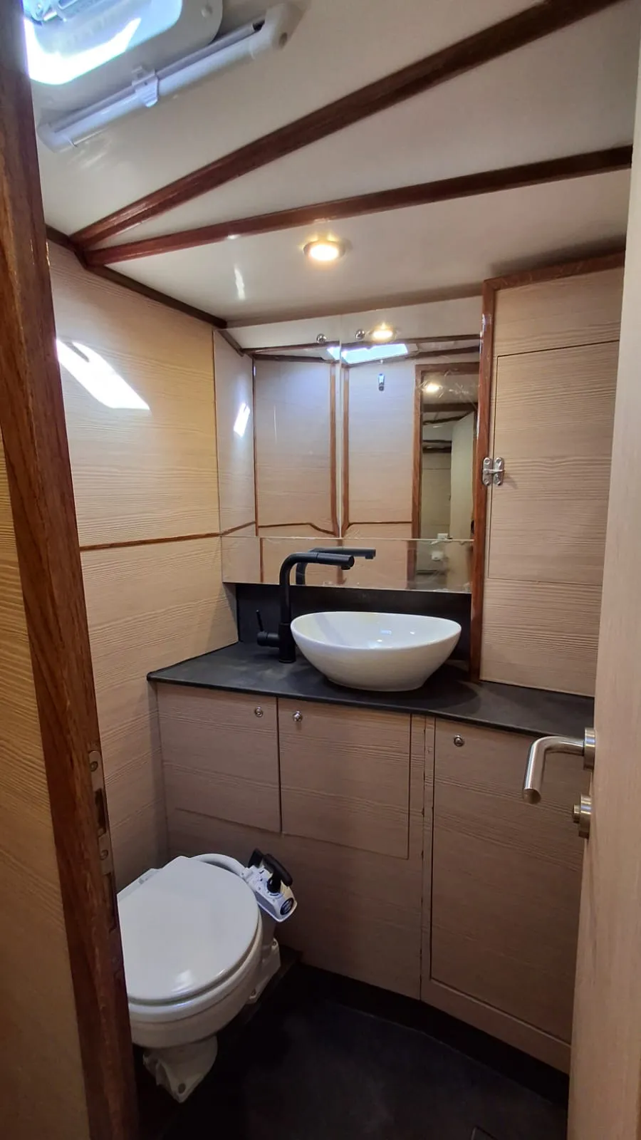 D&D Kufner 54 Exclusive MY WAVE — yacht photo 17