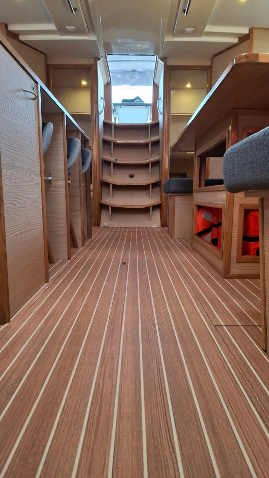 D&D Kufner 54 Exclusive MY WAVE — yacht photo 11