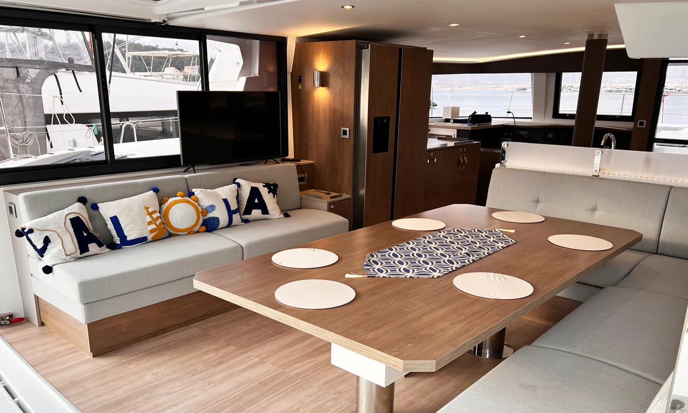 Bali 4.8 Bali — yacht photo 12