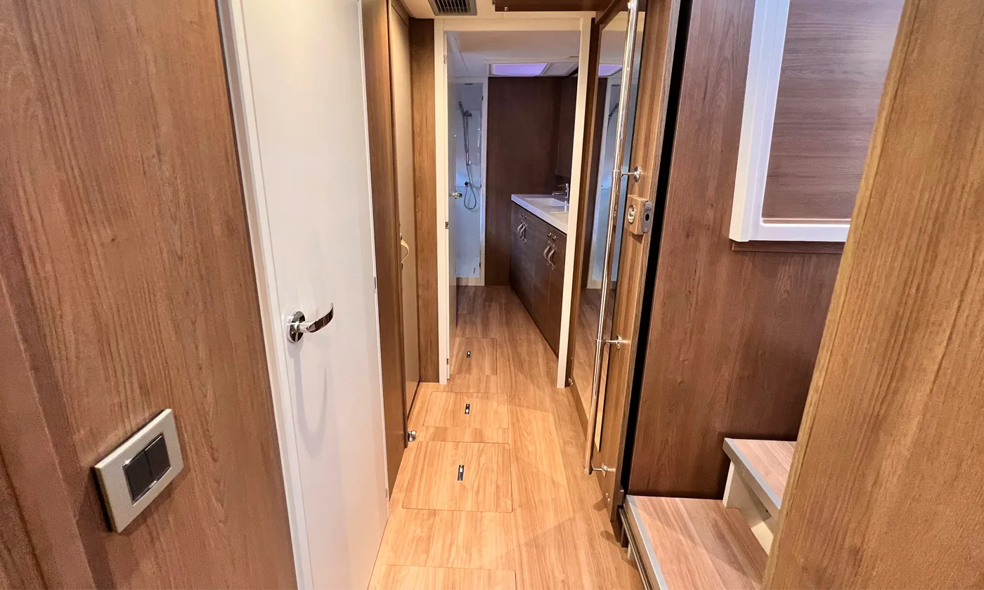 Bali 4.8 Bali — yacht photo 25