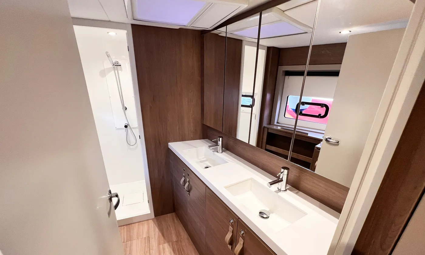 Bali 4.8 Bali — yacht photo 21