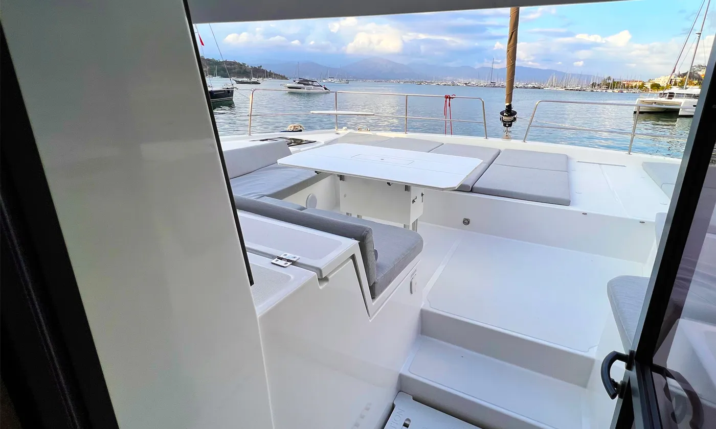 Bali 4.8 Bali — yacht photo 13