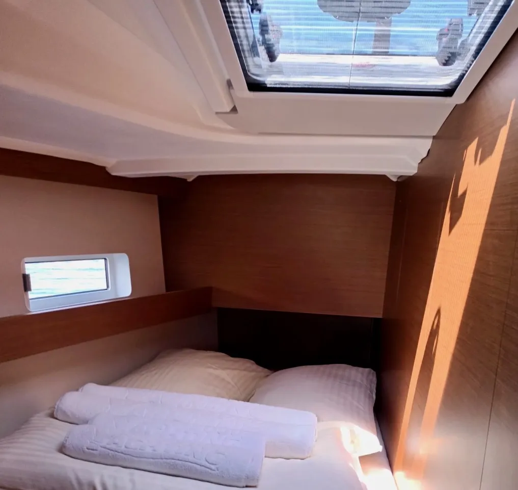Sun Odyssey 490 MA CHERIE — yacht photo 3
