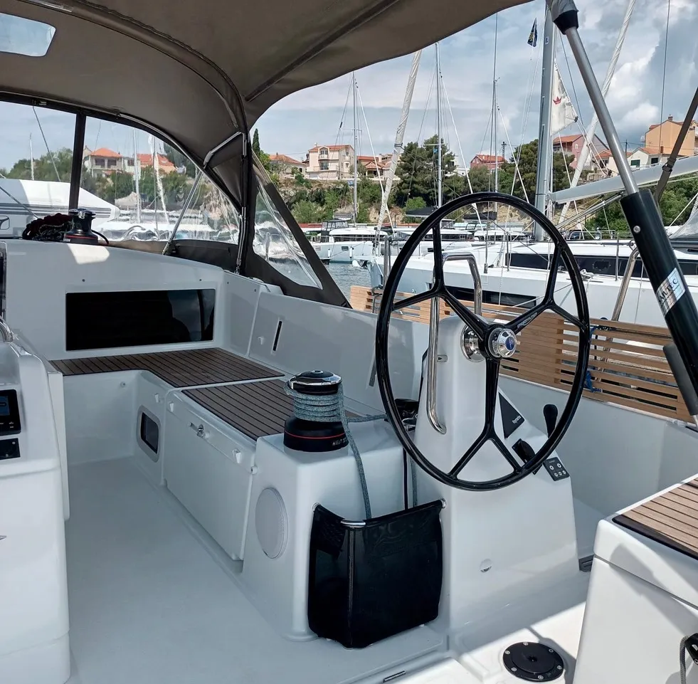 Sun Odyssey 490 MA CHERIE — yacht photo 5