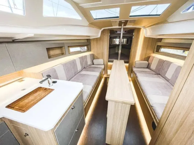 Maxus 34 Wyspa Ilma — fotografia jachty 27