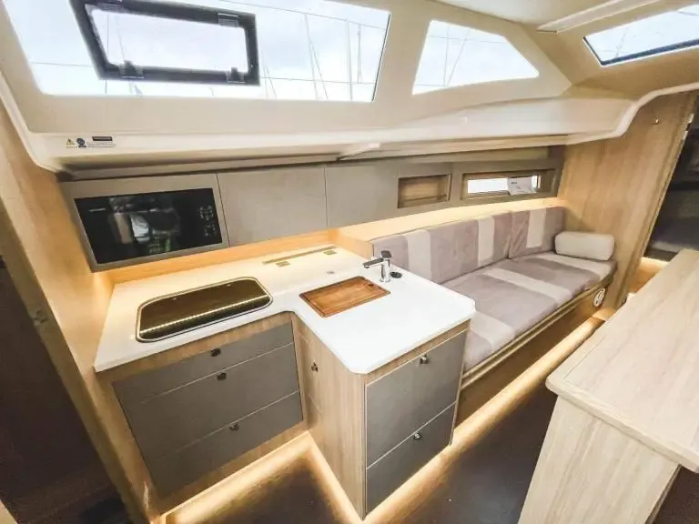 Maxus 34 Wyspa Ilma — fotografia jachty 13