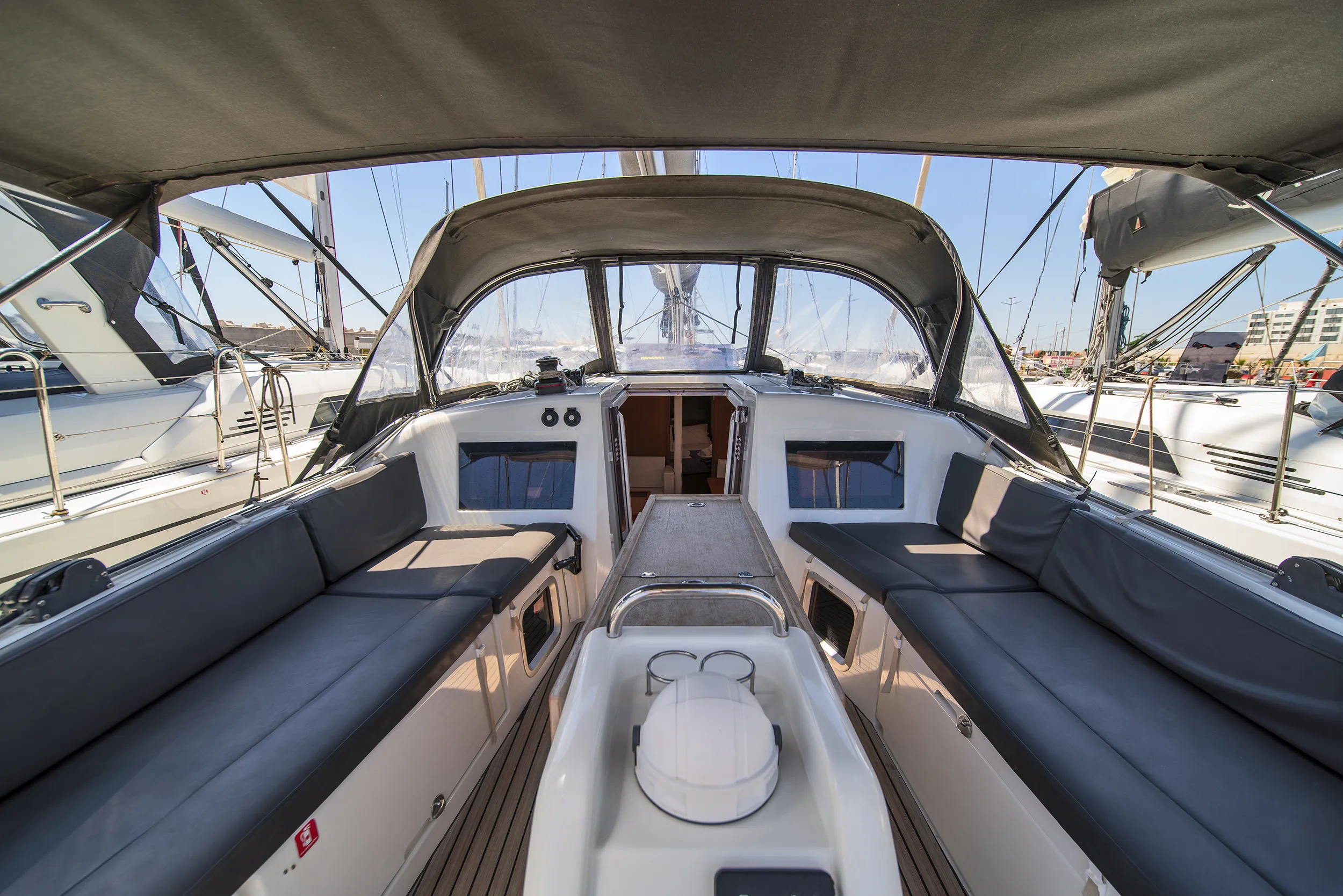 Sun Odyssey 410 Henry Every — yacht photo 13