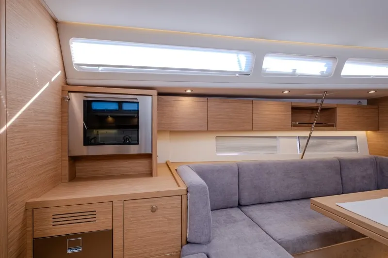 Grand Soleil 52 Morea — yacht photo 31