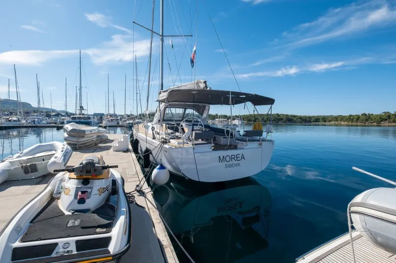 Grand Soleil 52 Morea — yacht photo 9