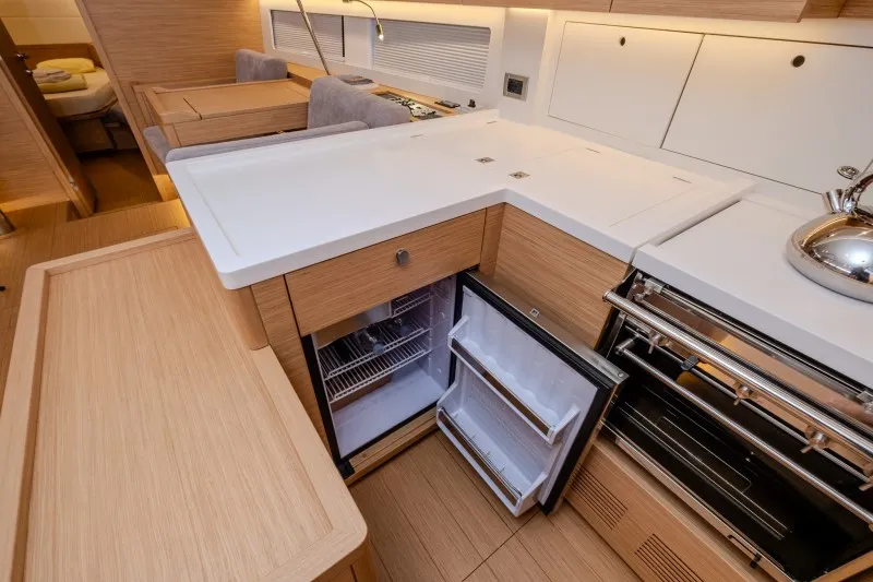 Grand Soleil 52 Morea — yacht photo 28