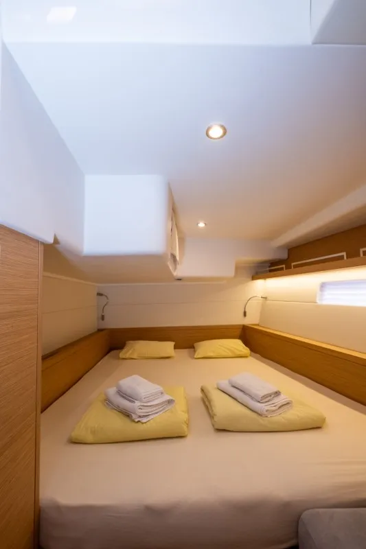 Grand Soleil 52 Morea — yacht photo 10