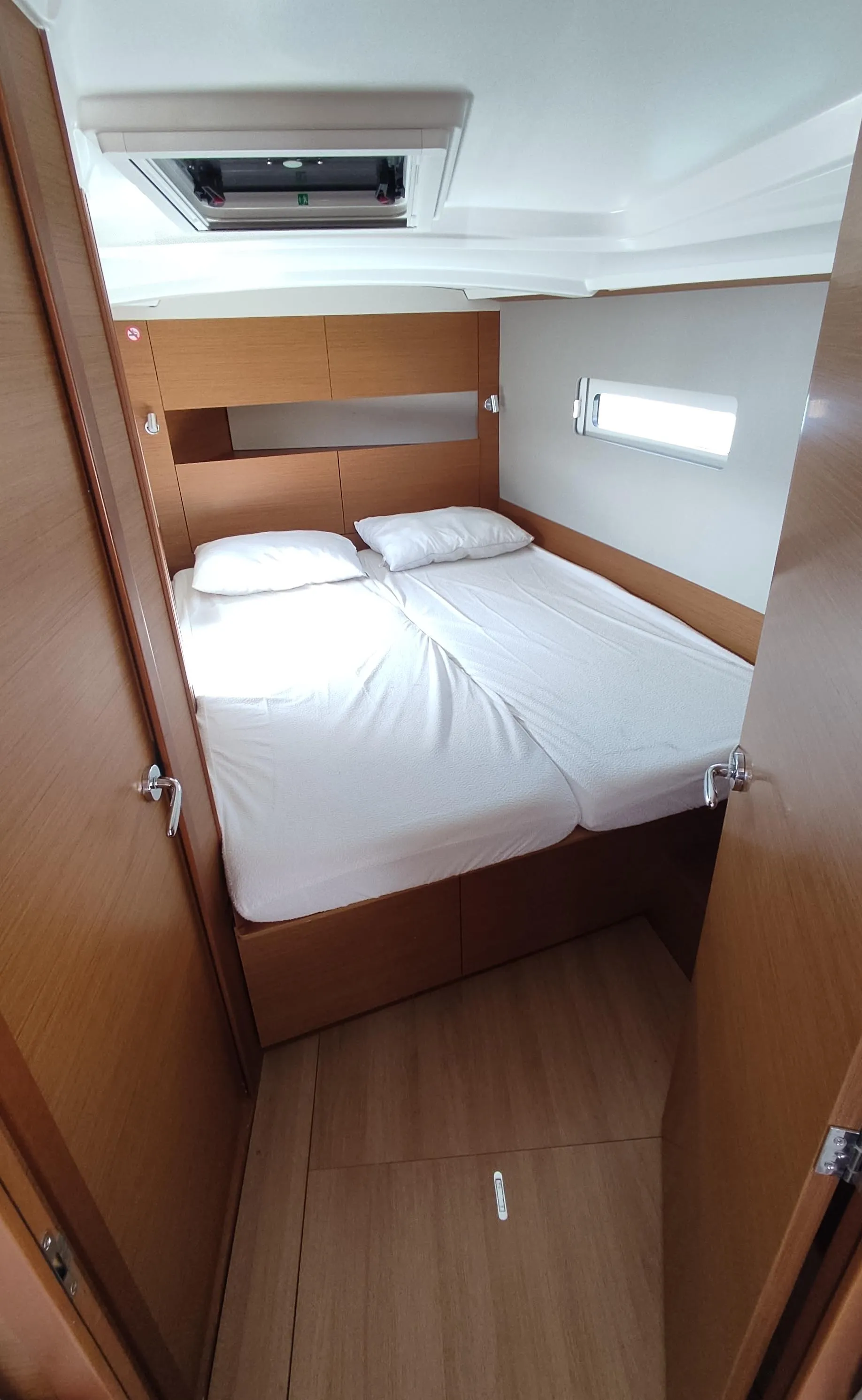 Sun Odyssey 410 Melisandra — yacht photo 6