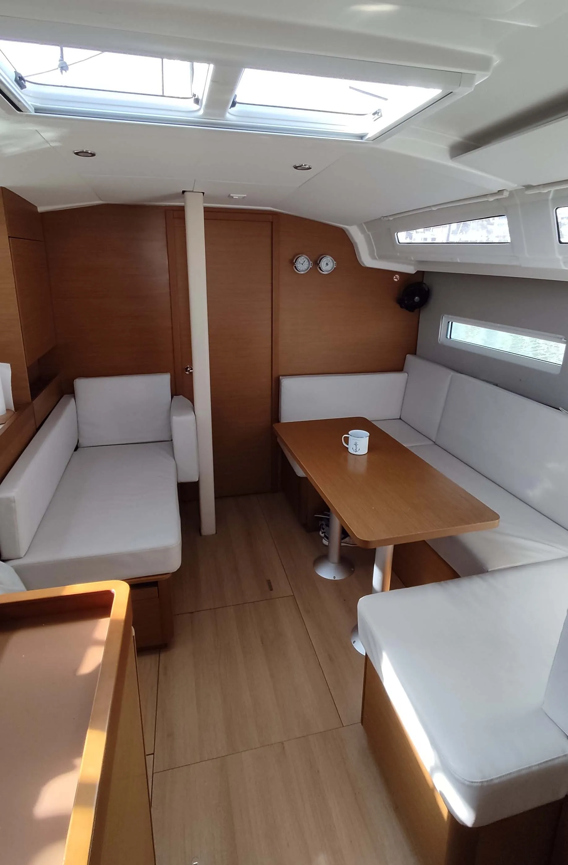 Sun Odyssey 410 Melisandra — yacht photo 4