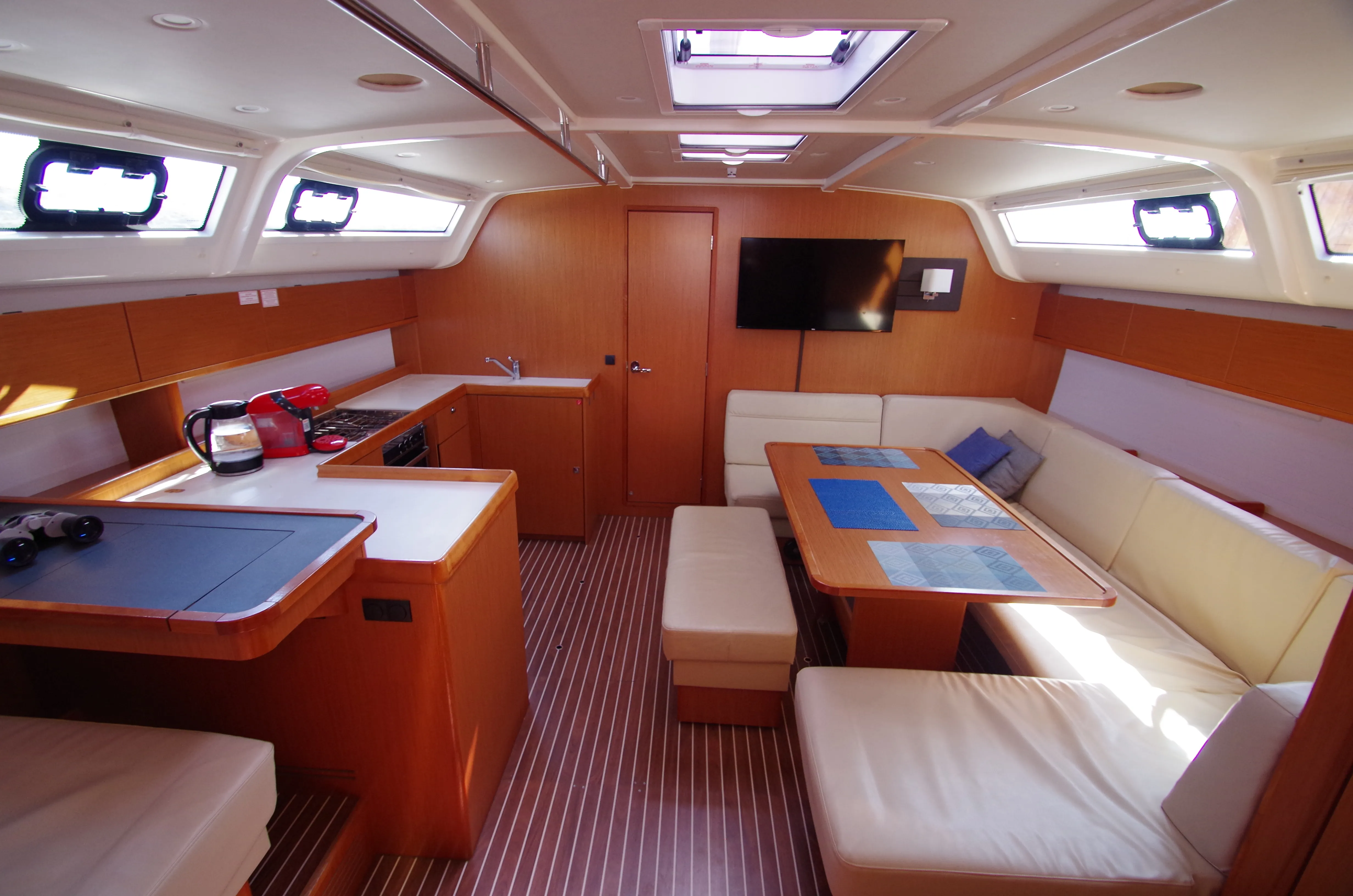 Bavaria 51 Cruiser Papaya — yacht photo 5