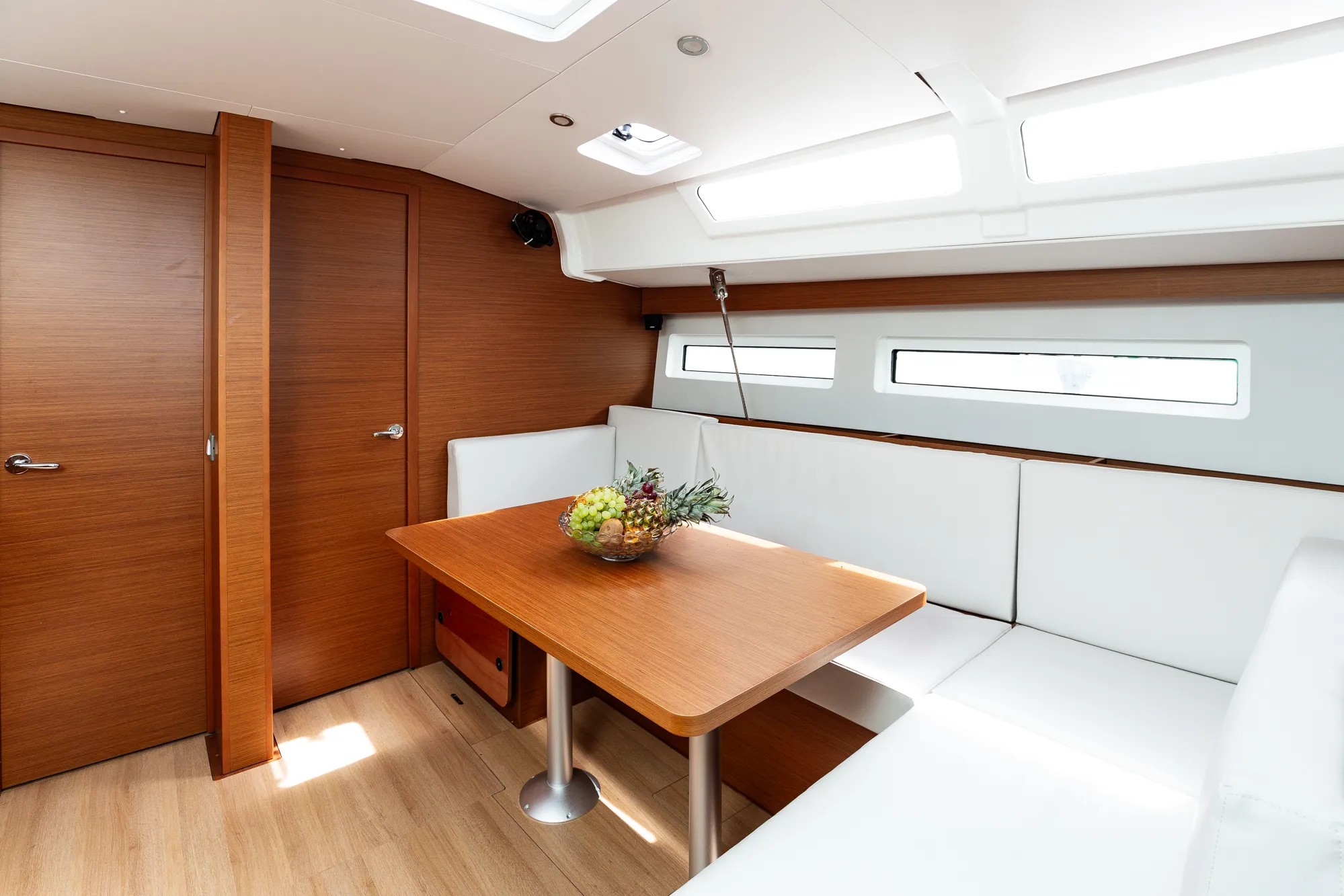 Sun Odyssey 490 PNOE — yacht photo 8