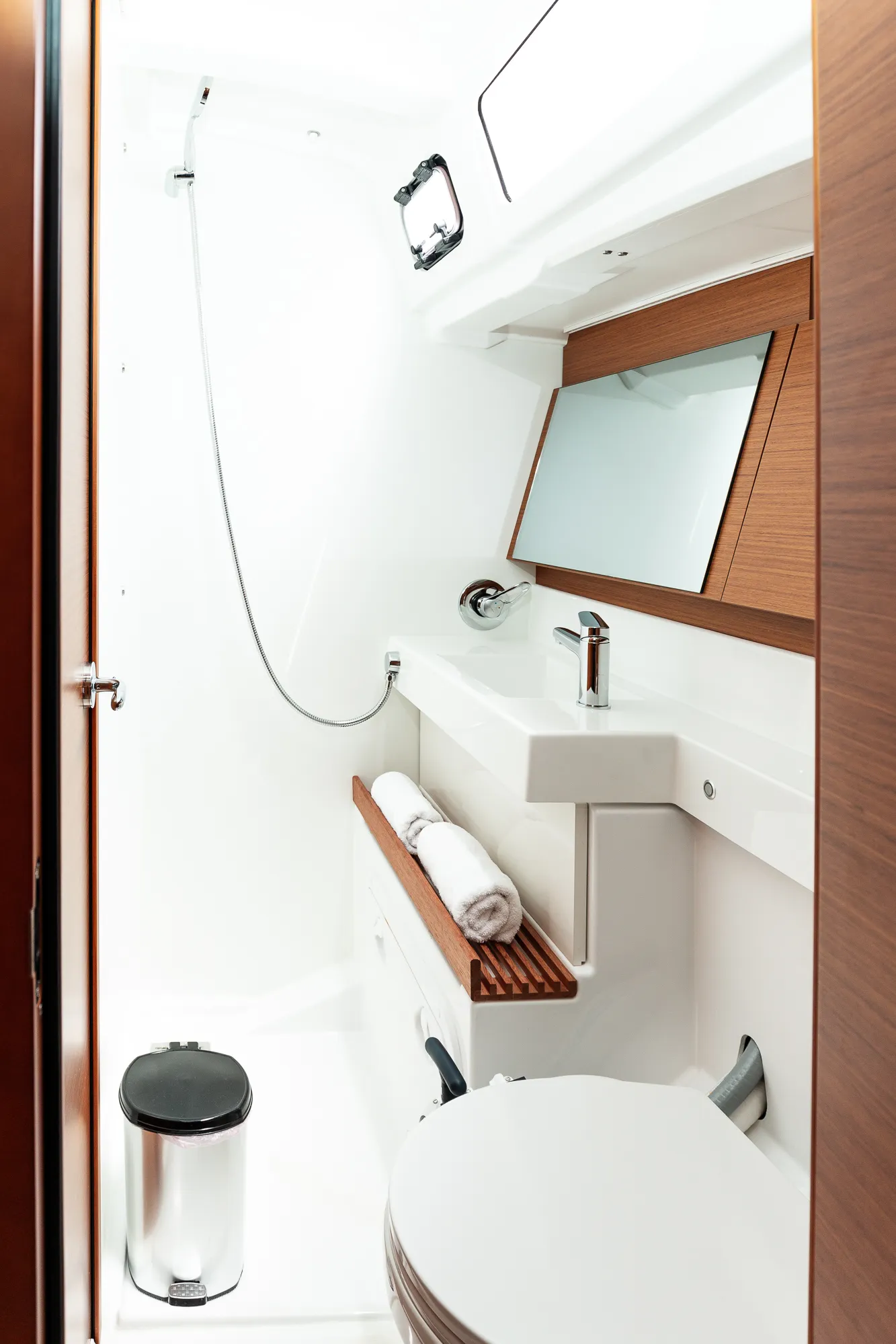 Sun Odyssey 490 PNOE — yacht photo 18