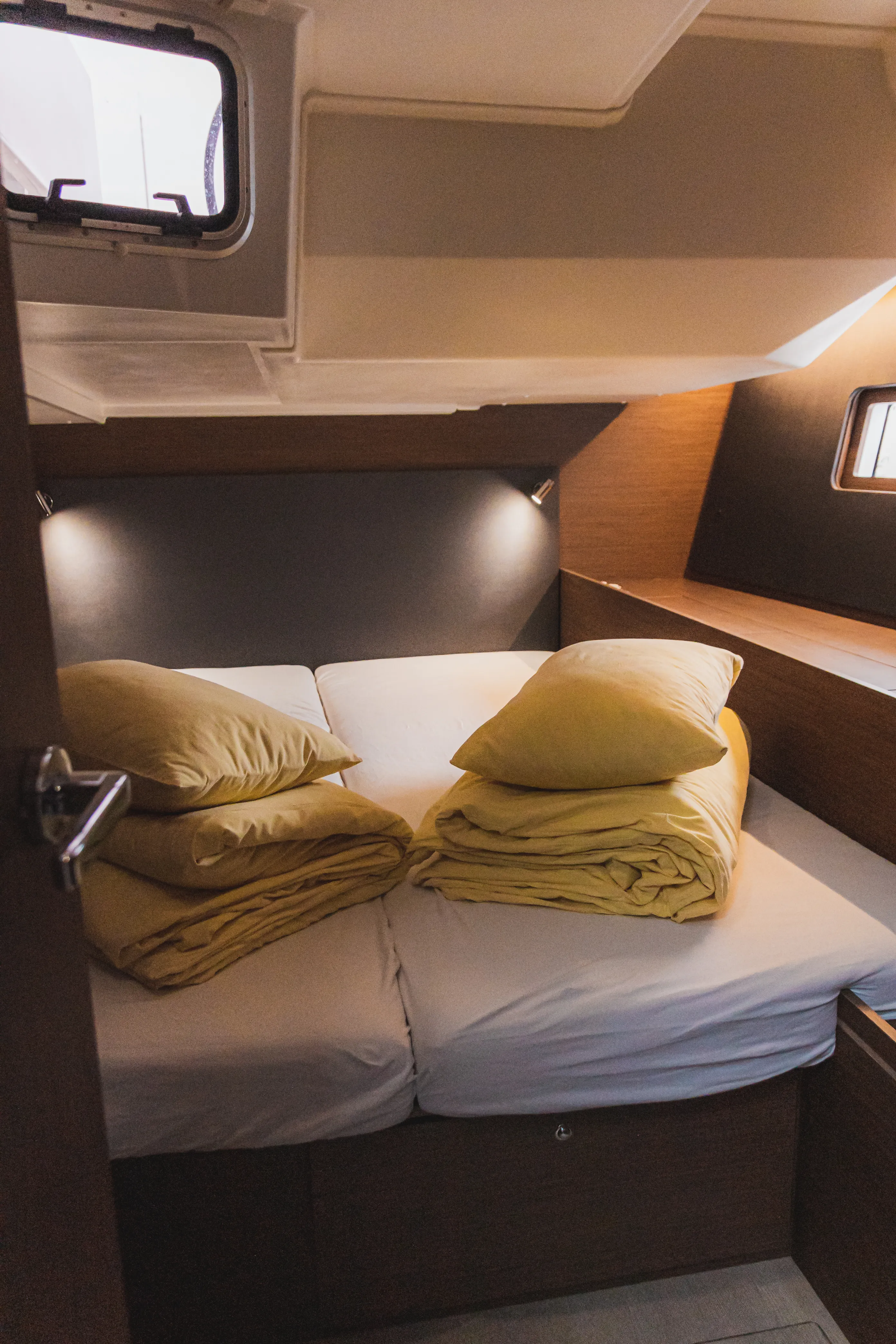 Oceanis 51.1 Panthata — yacht photo 22