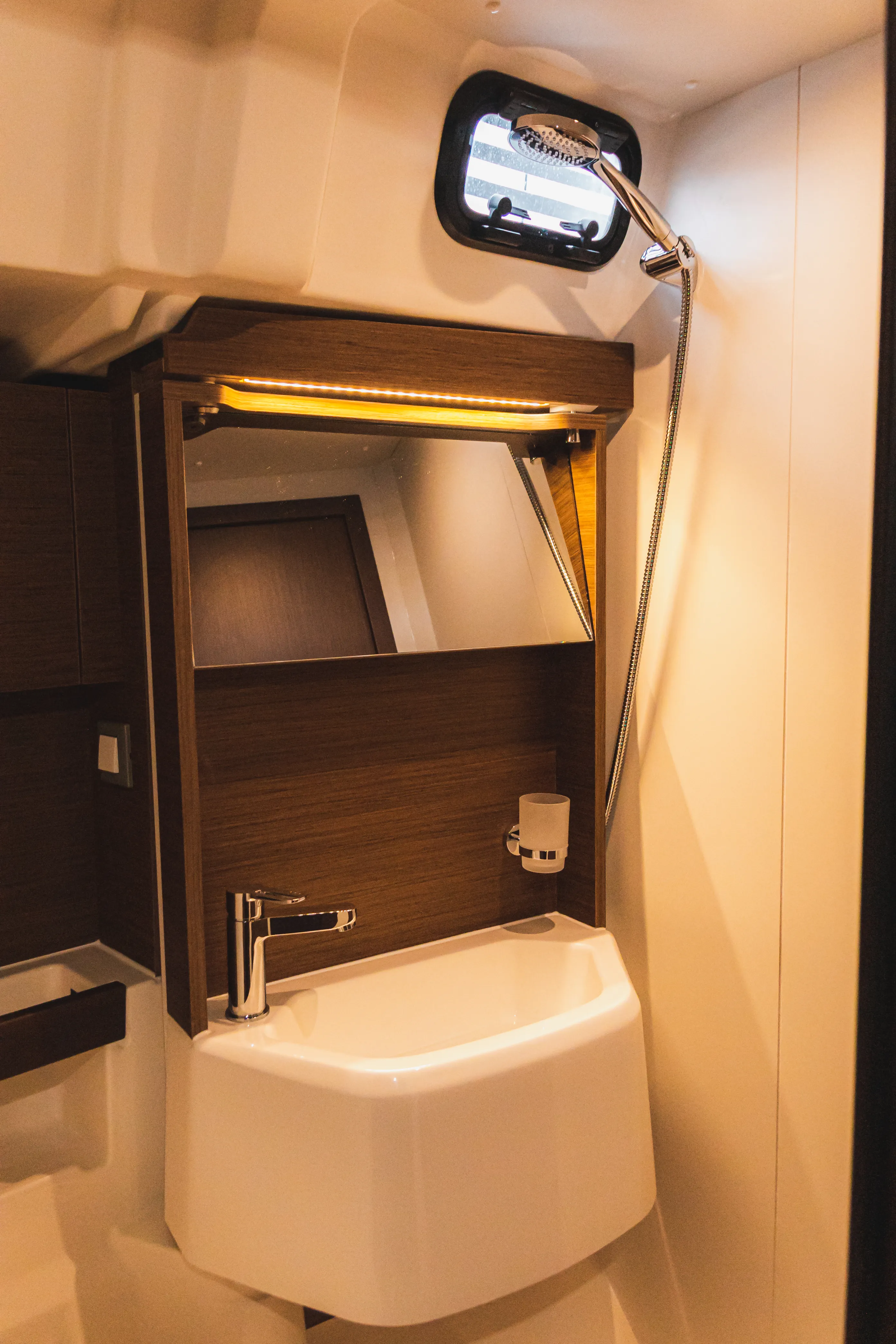 Oceanis 51.1 Panthata — yacht photo 13