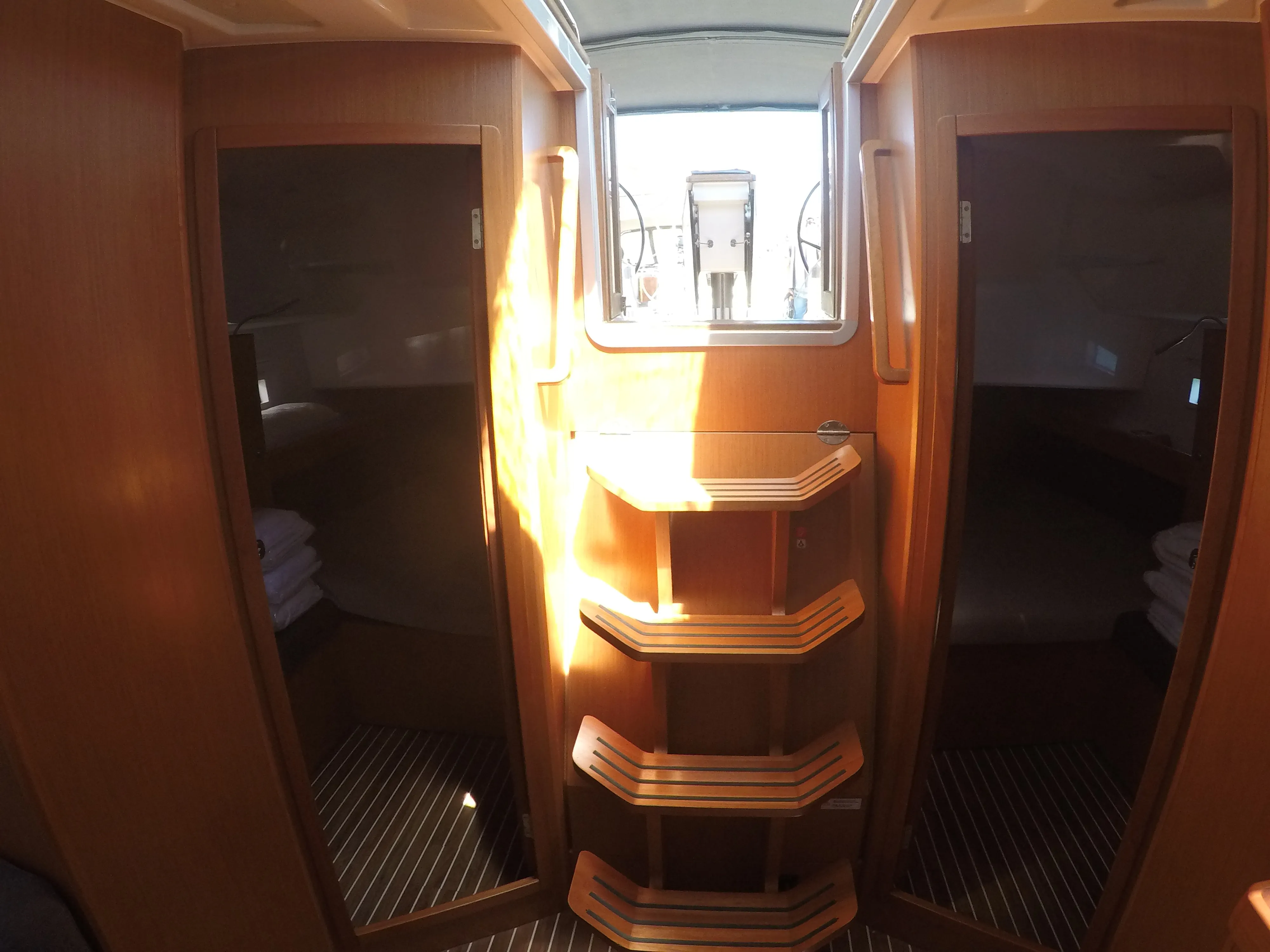 Bavaria 46 Cruiser Chriseli — фотография яхты 4