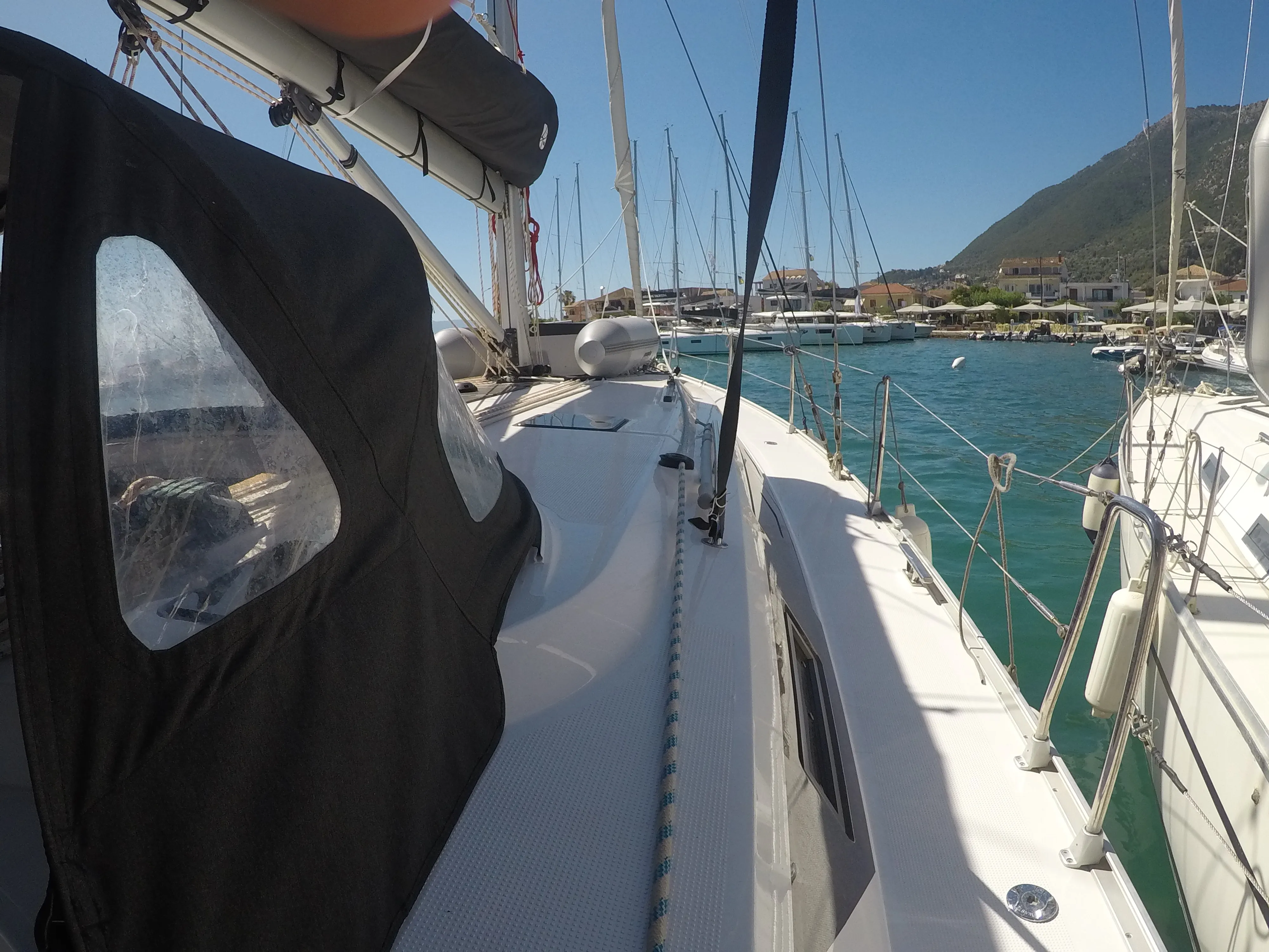Bavaria 46 Cruiser Chriseli — фотография яхты 9