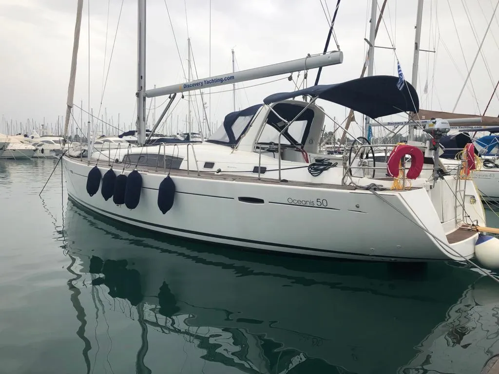 Oceanis 50 Family Free Spirit - Brand New engine 2020 — фотография яхты 6