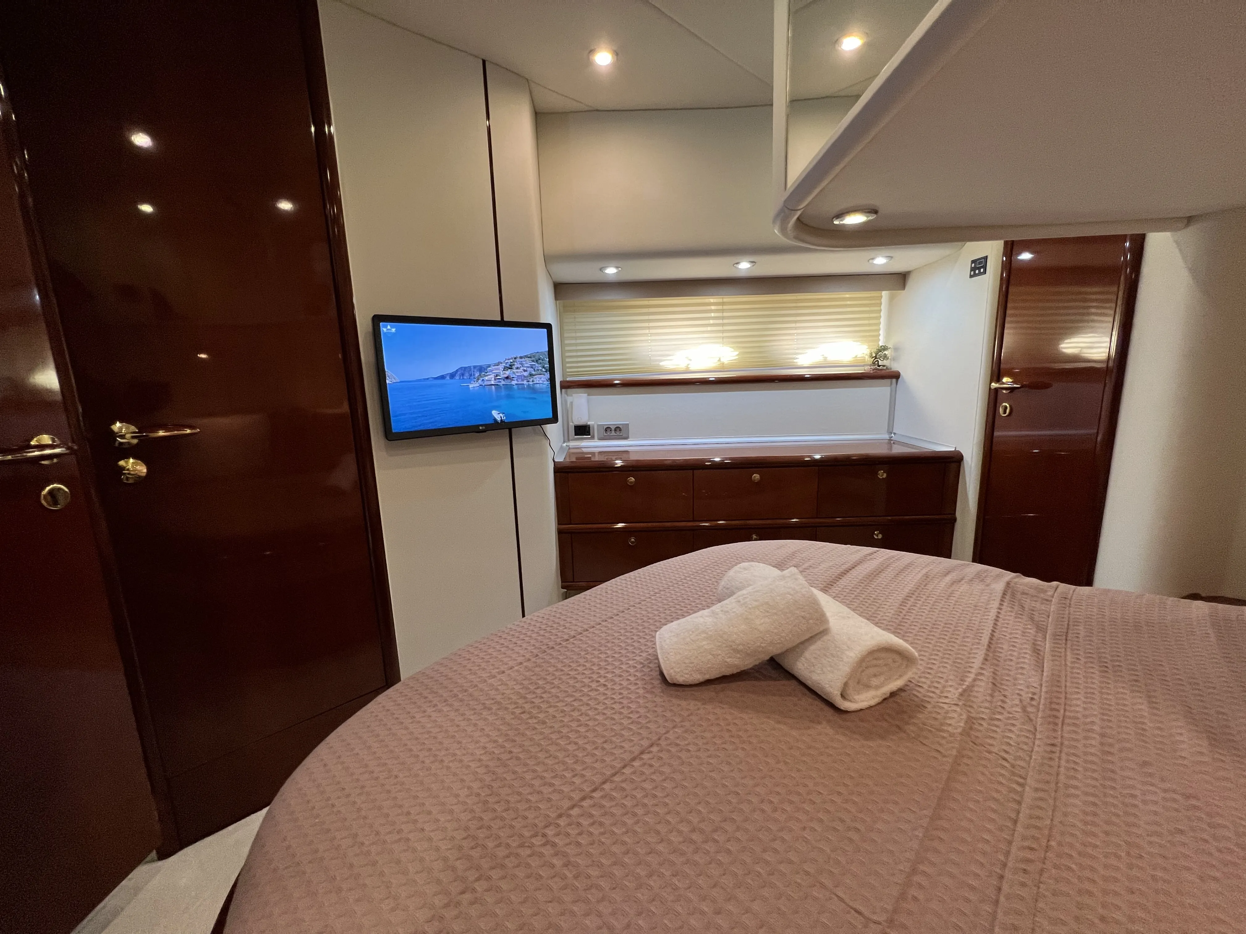 Fairline Squadron 52 Bliss — yachtbillede 11