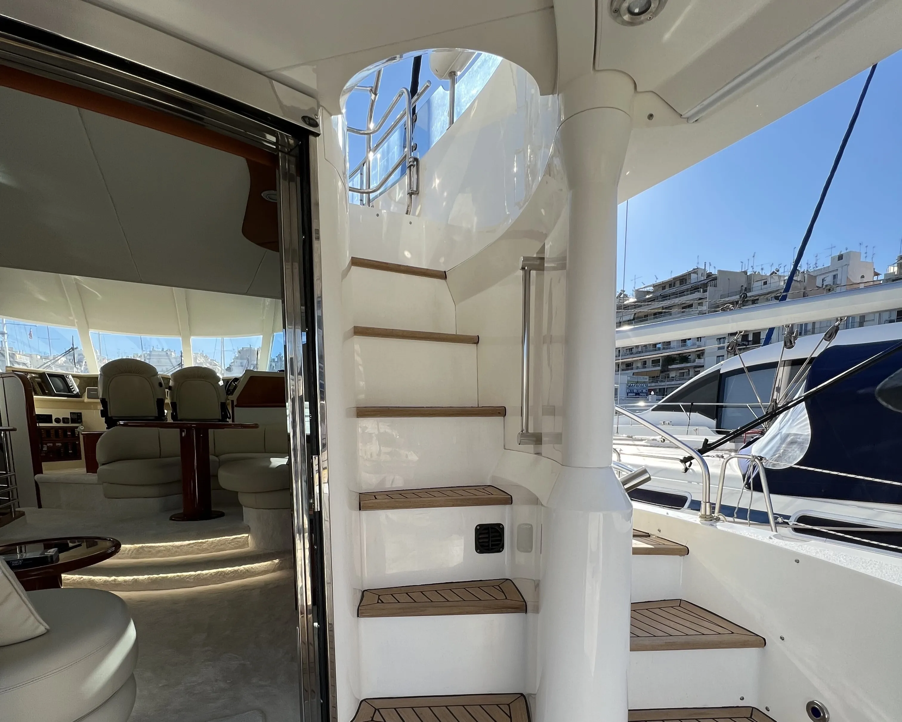 Fairline Squadron 52 Bliss — yachtbillede 22