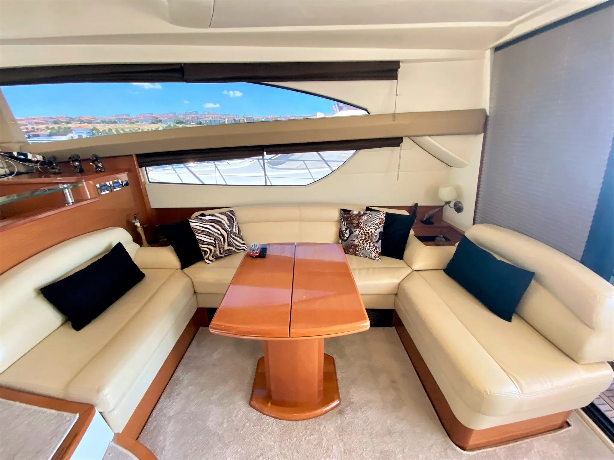 Prestige 50 Fly Panarea — yacht photo 7