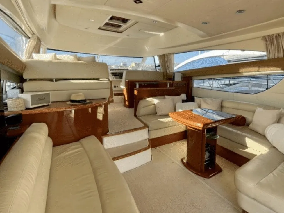 Prestige 50 Fly Panarea — yacht photo 4