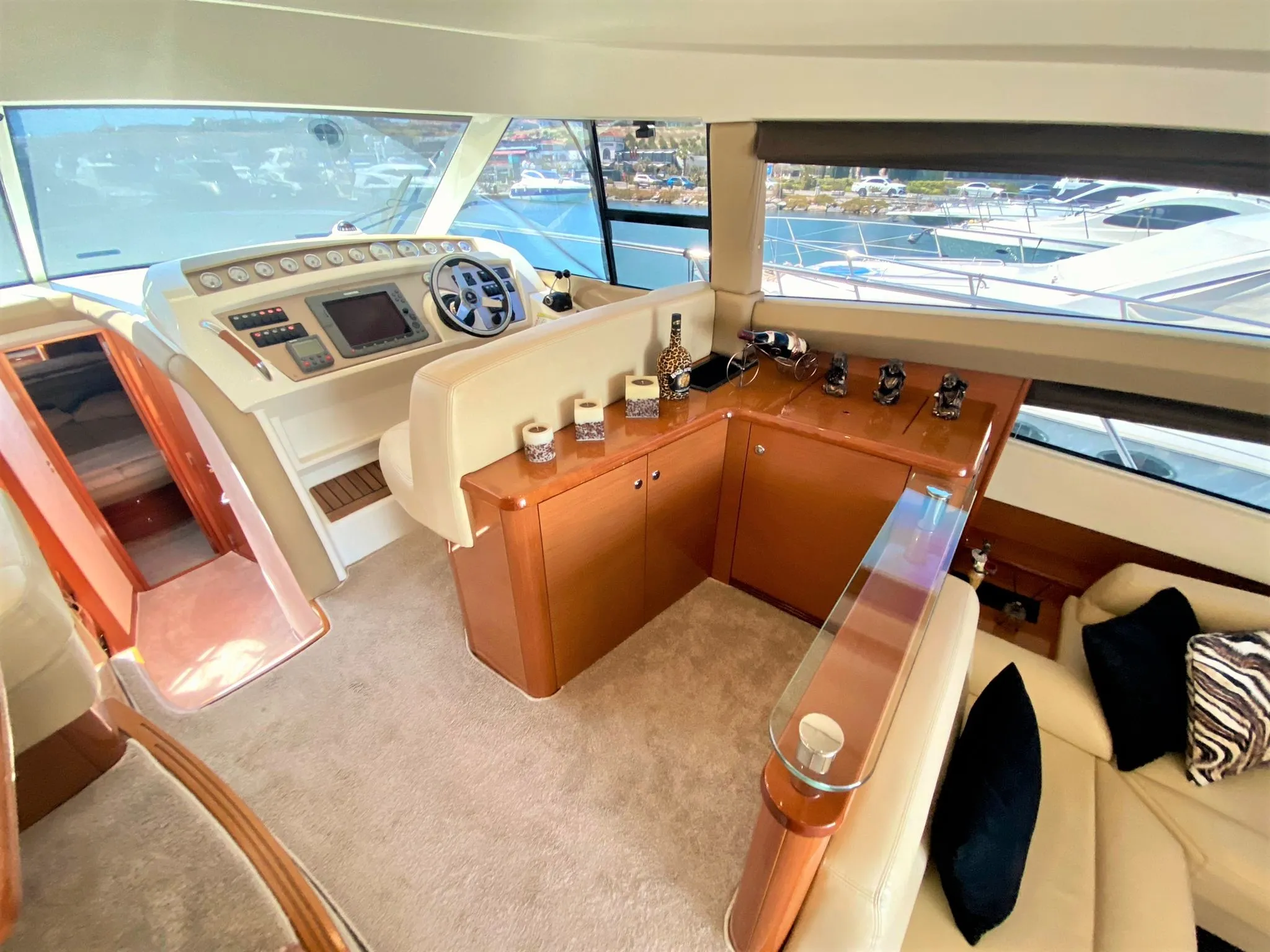 Prestige 50 Fly Panarea — yacht photo 11