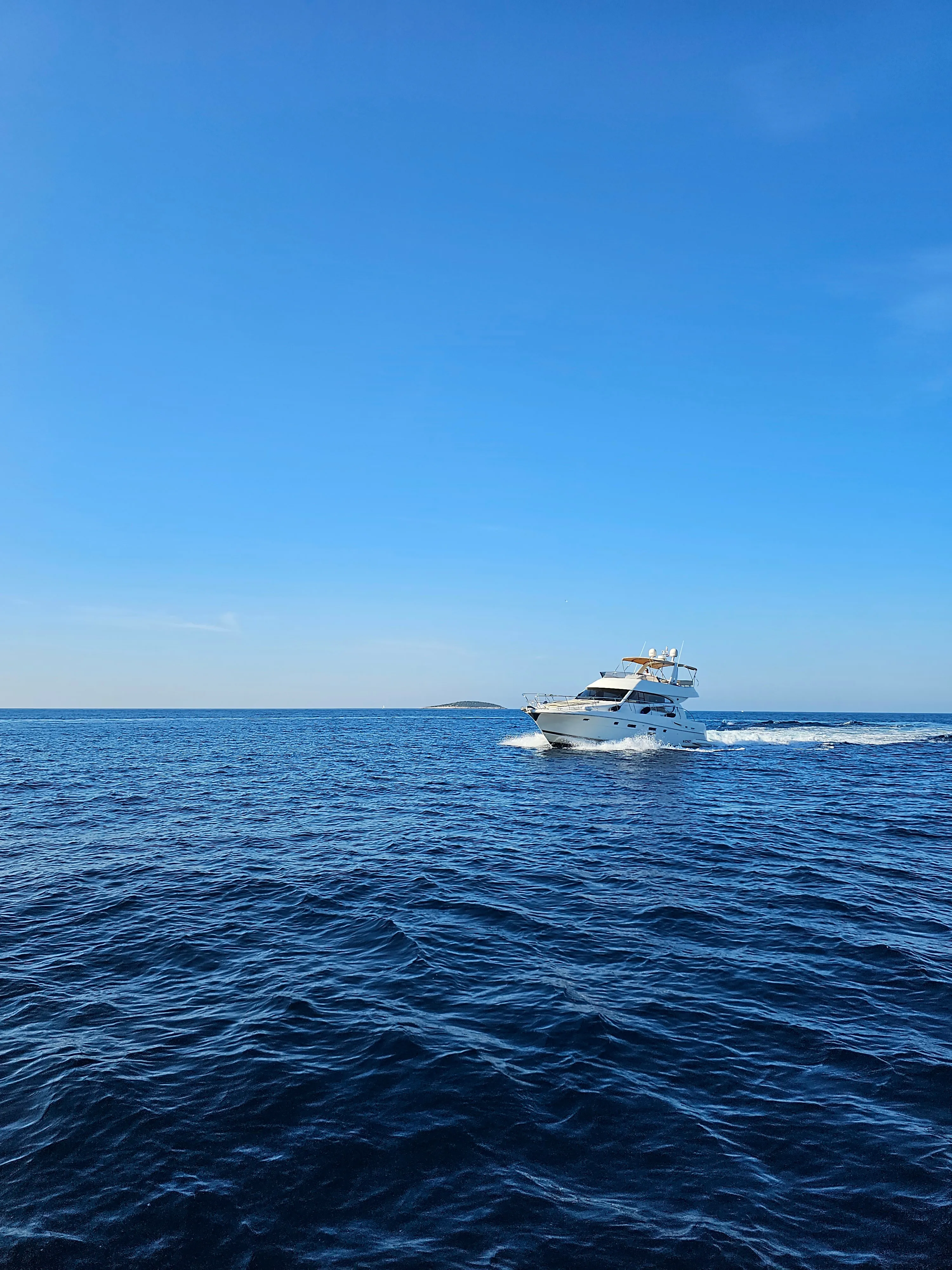 Prestige 50 Fly Panarea — yacht photo 8