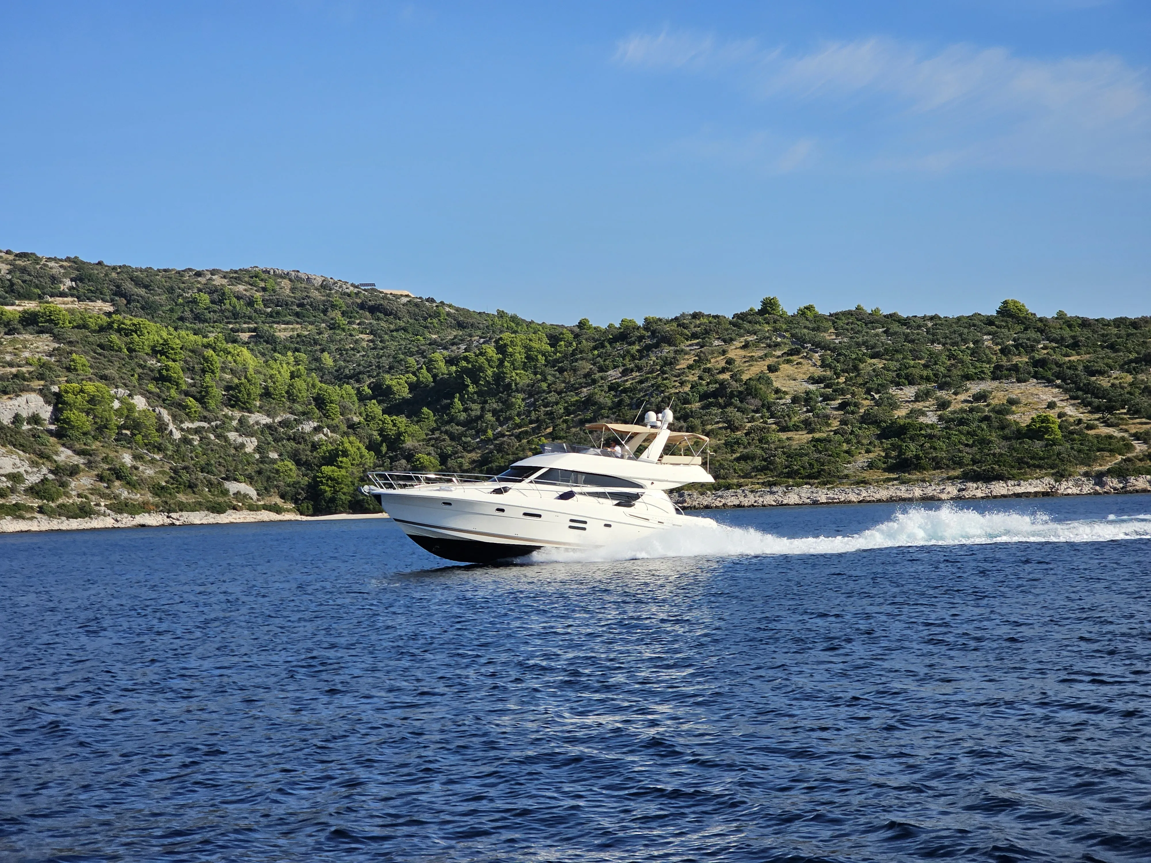 Prestige 50 Fly Panarea — yacht photo 12