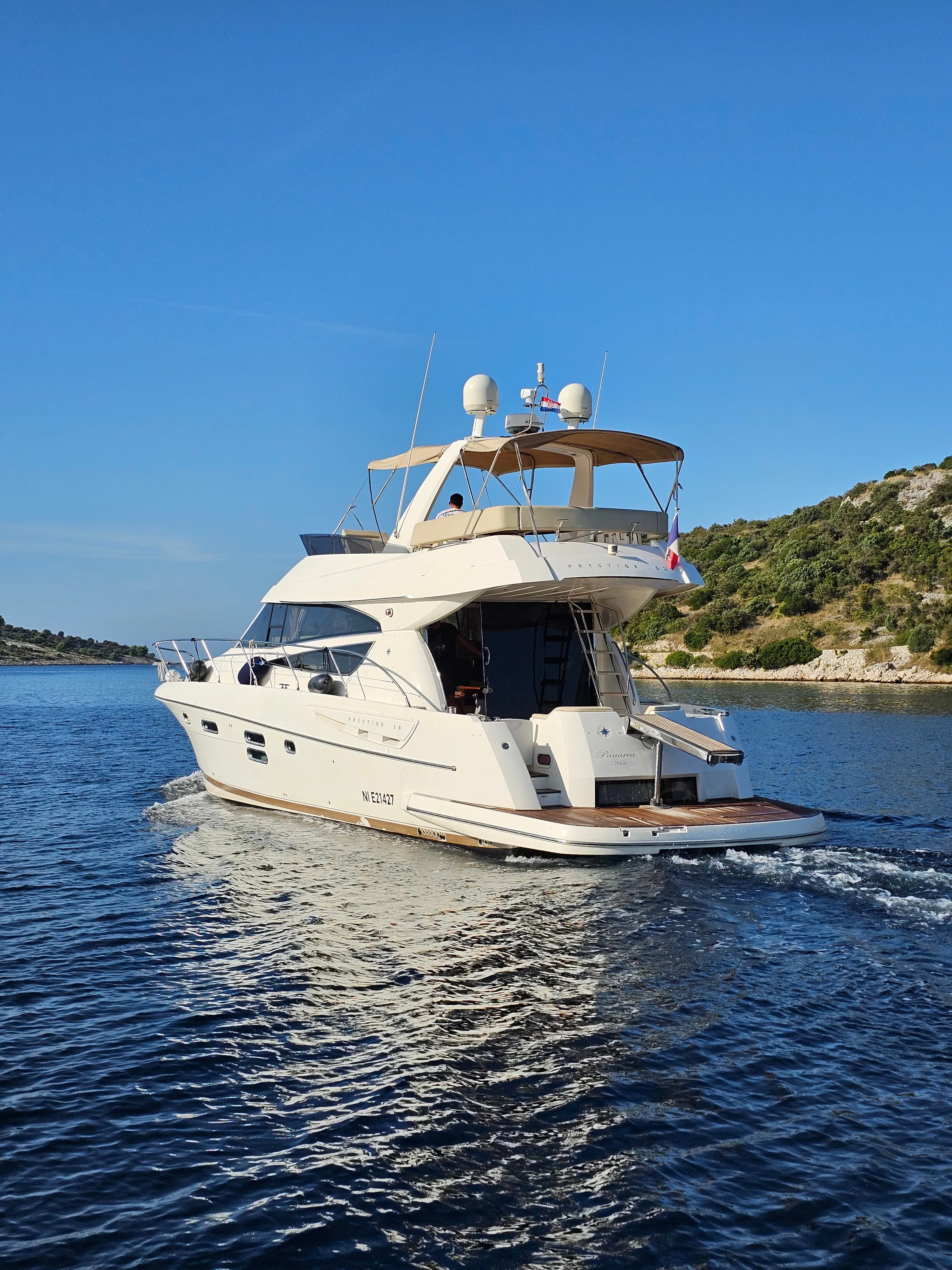 Prestige 50 Fly Panarea — yacht photo 10