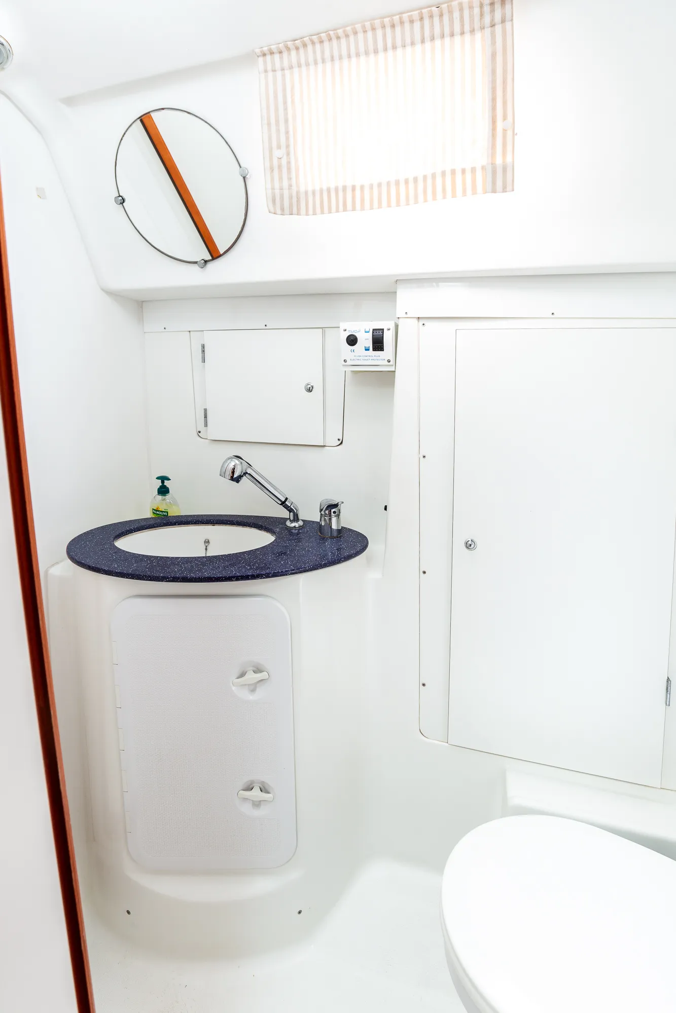 Cyclades 43.4 Too Lucky — yacht photo 2