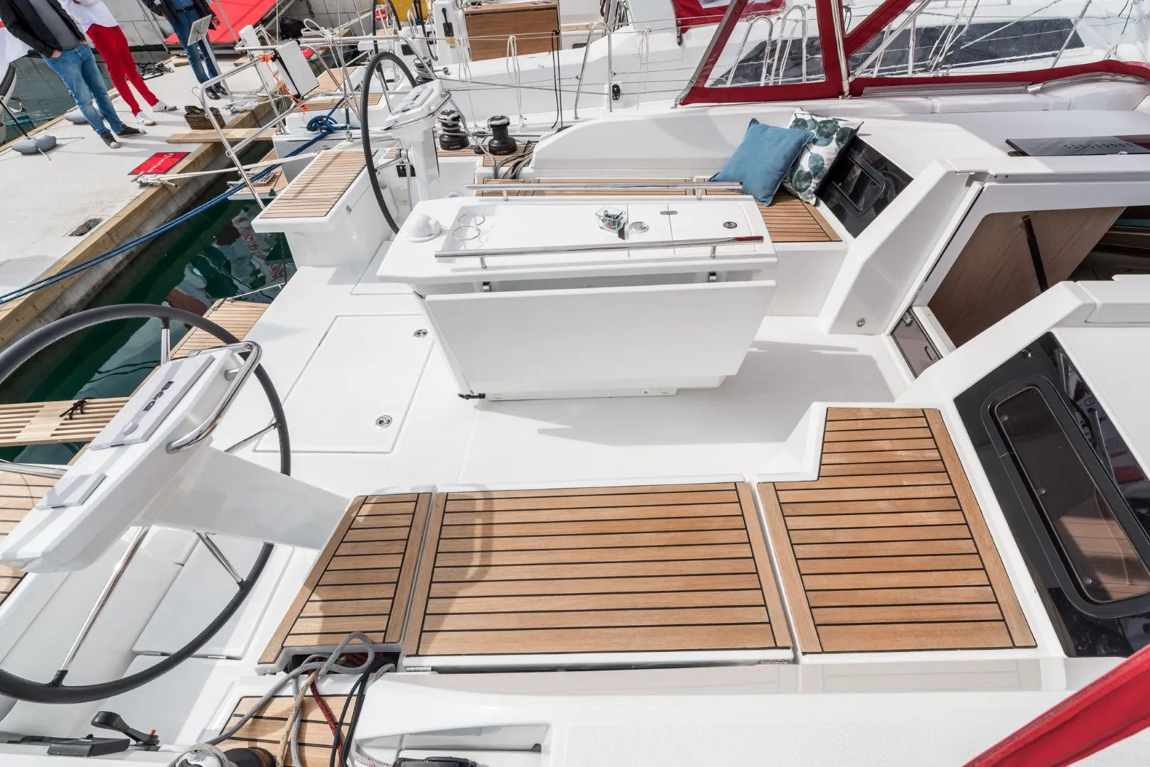 Oceanis 46.1 NEMO — jahifoto 2