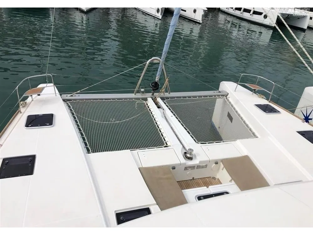 Lagoon 52F DELUXE — jachtos nuotrauka 2