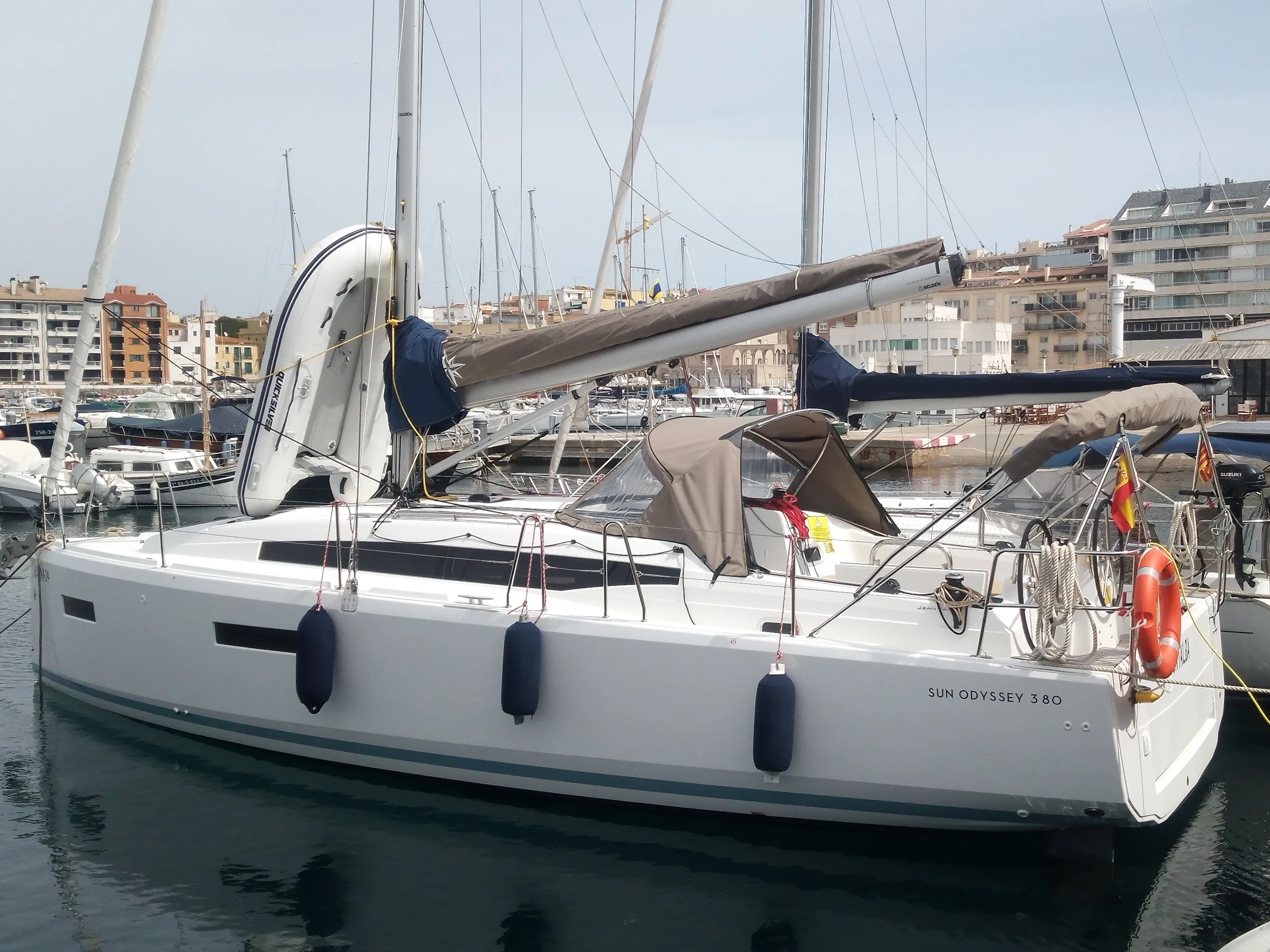 Sun Odyssey 380 Fontalba — фотография яхты 1
