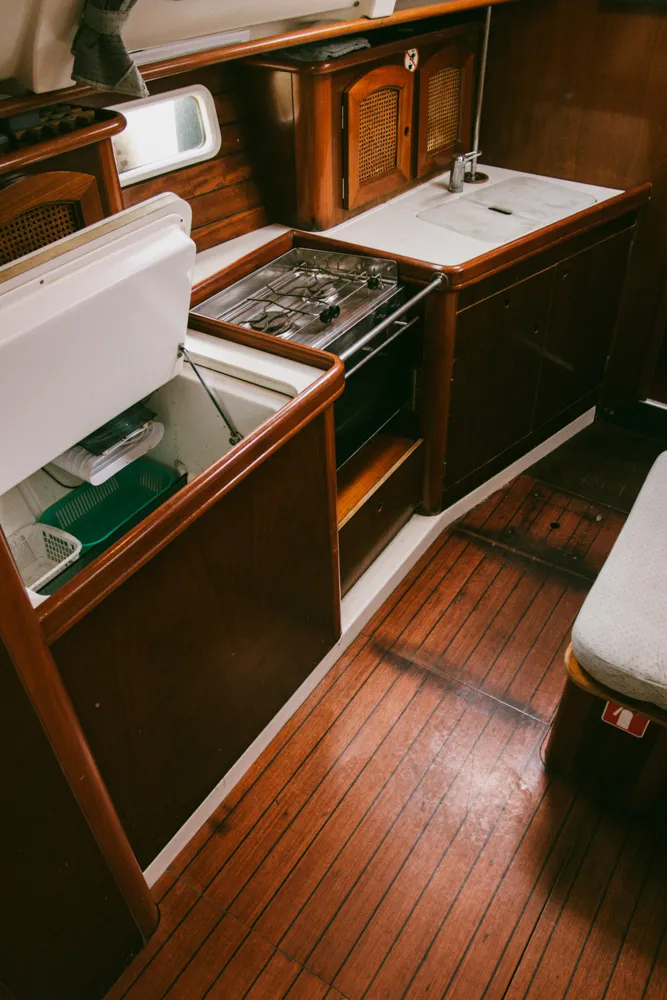 Oceanis 381 Kleio — снимка на яхтата 21