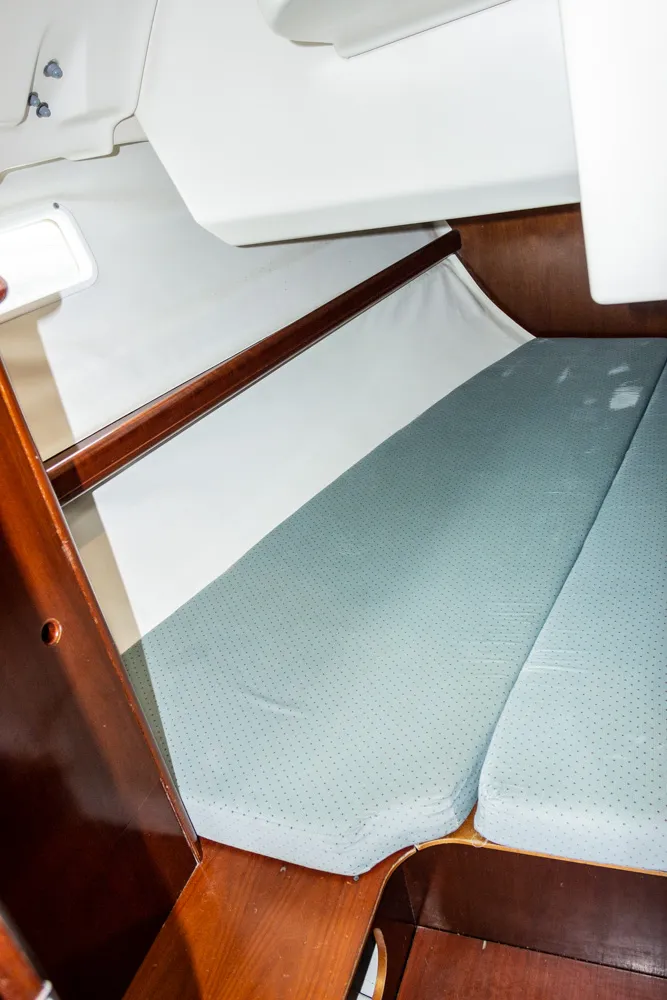 Oceanis 381 Kleio — снимка на яхтата 20